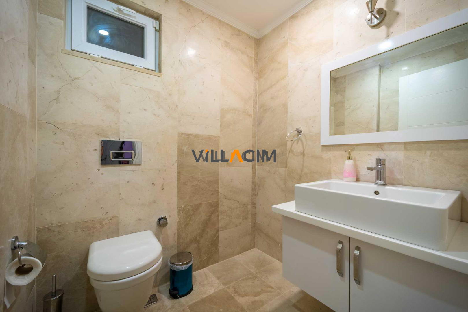 Villa Trios