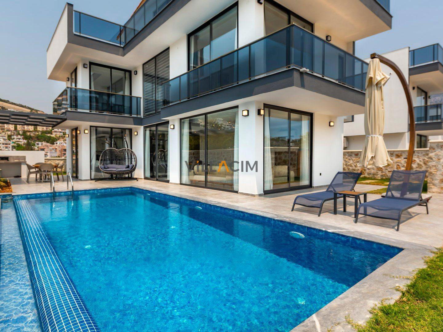Villa Calix 3
