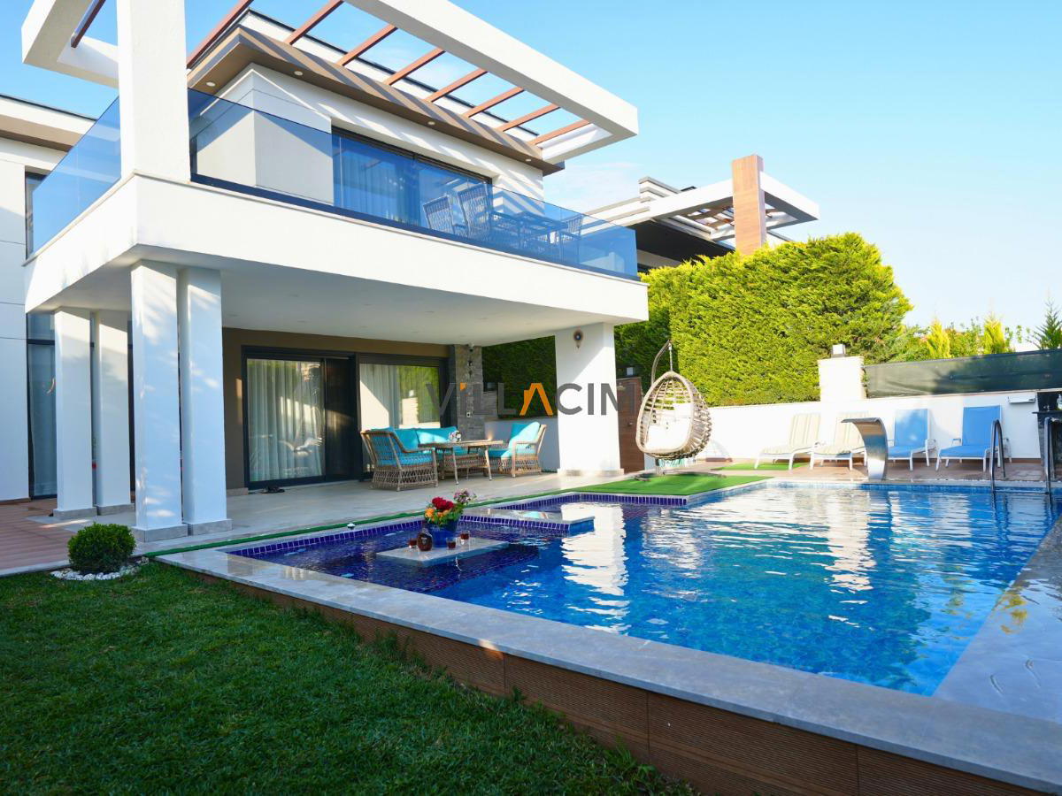 Villa Çam Ağacı