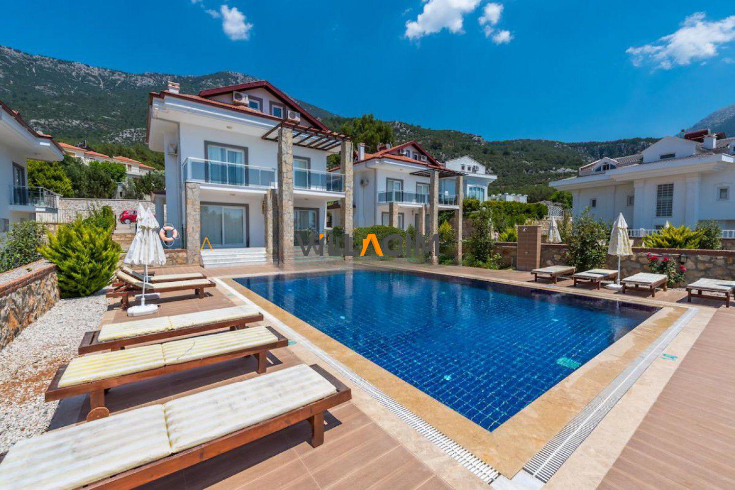 Villa Lemoni 2