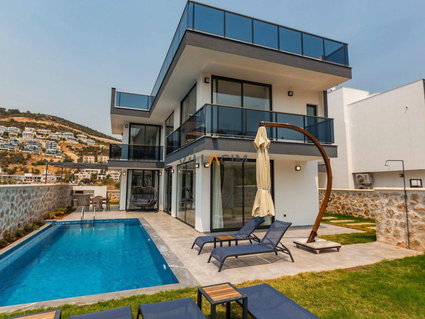 Villa Calix 2