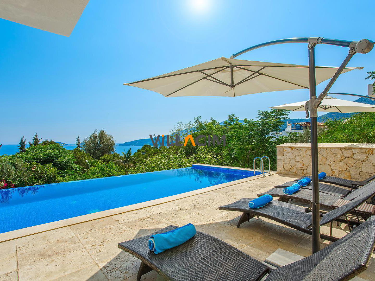 Villa Greenscape
