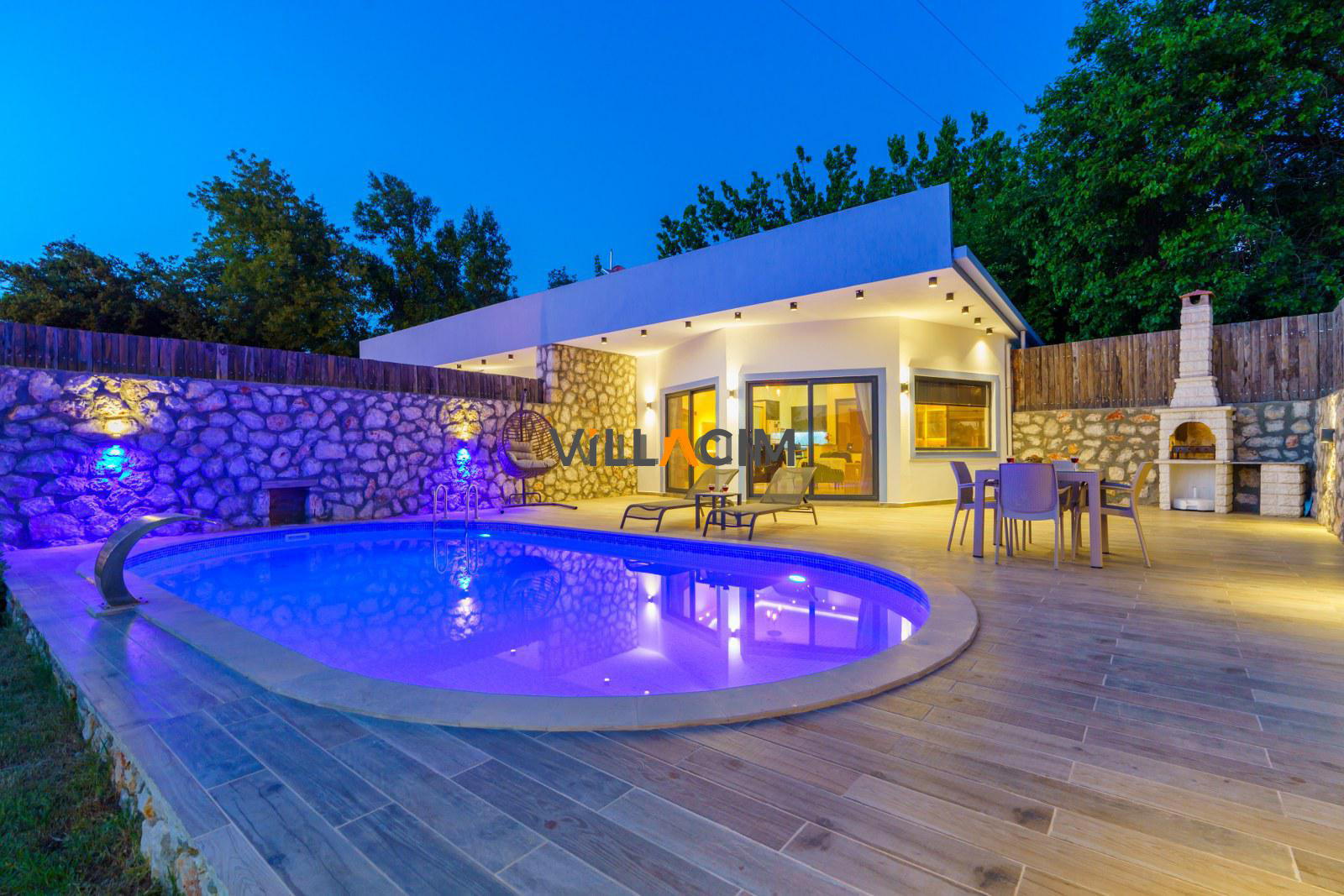 Villa Epica Duo