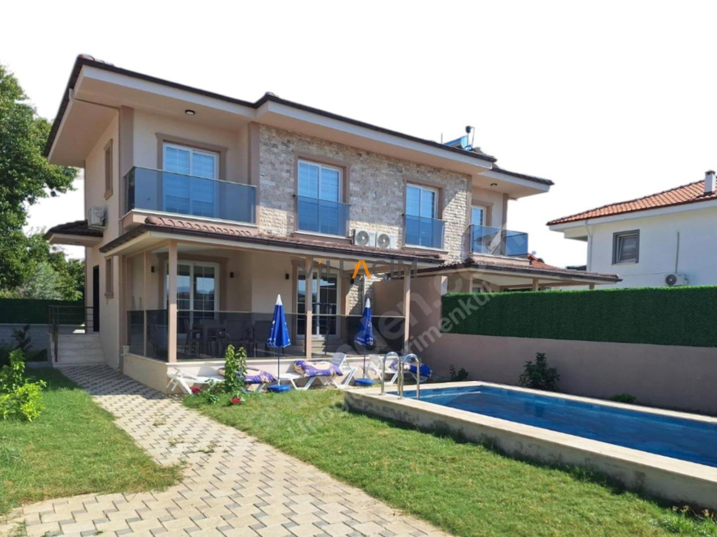 Villa Karina Duo