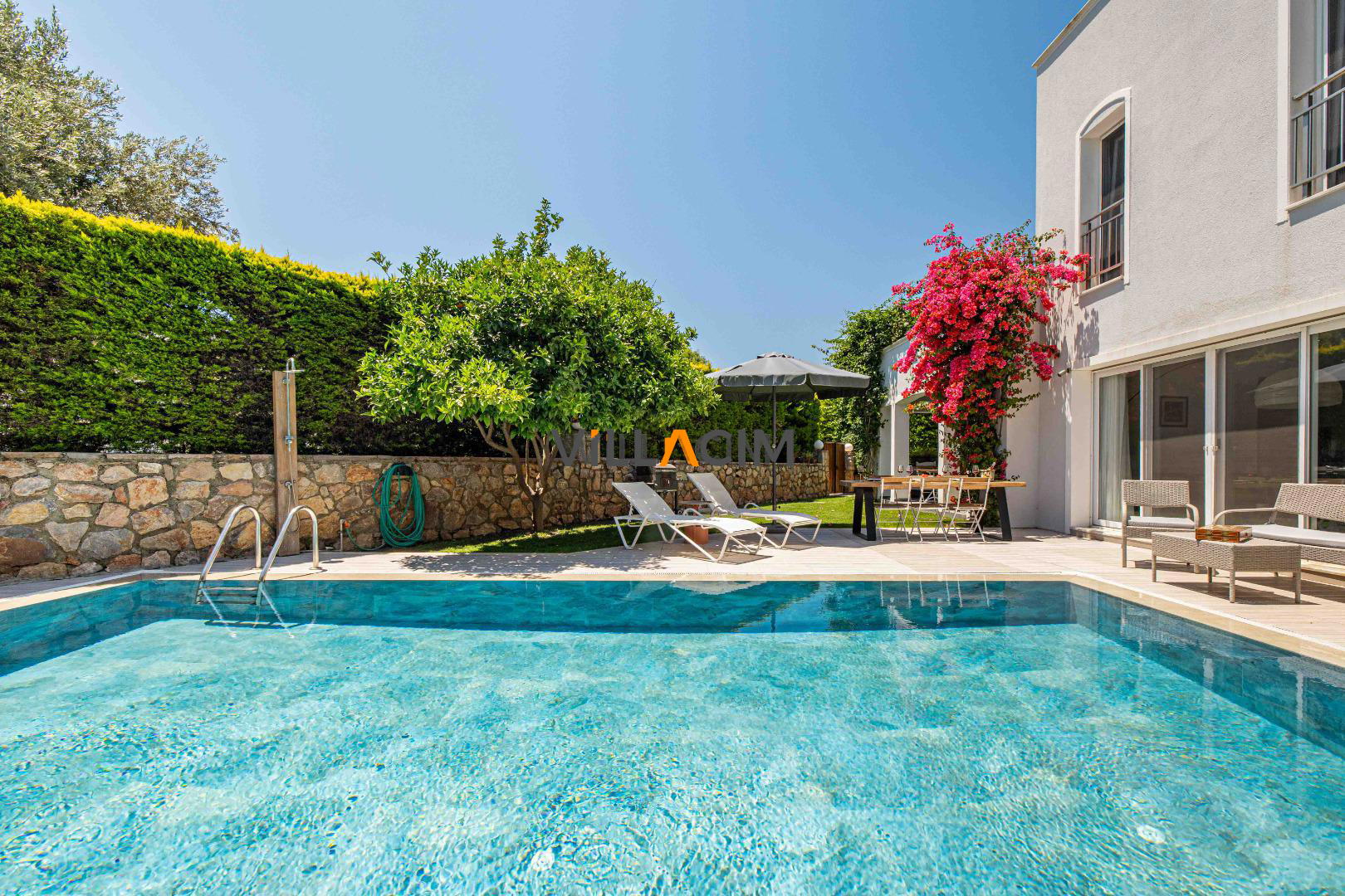 Villa Mydos