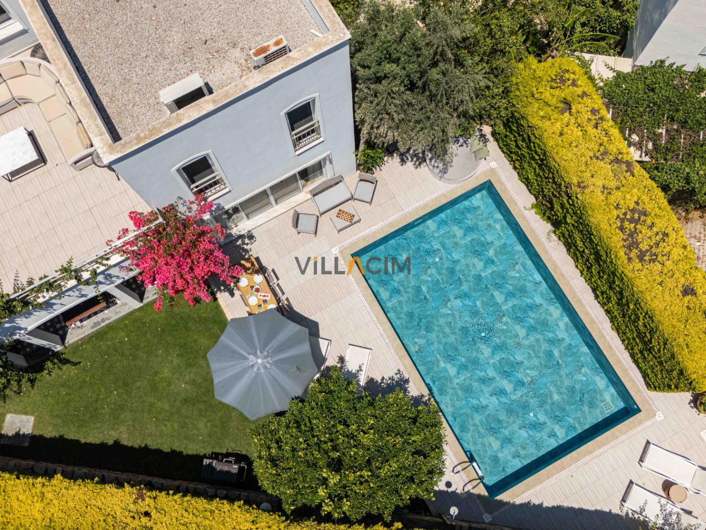 Villa Mydos