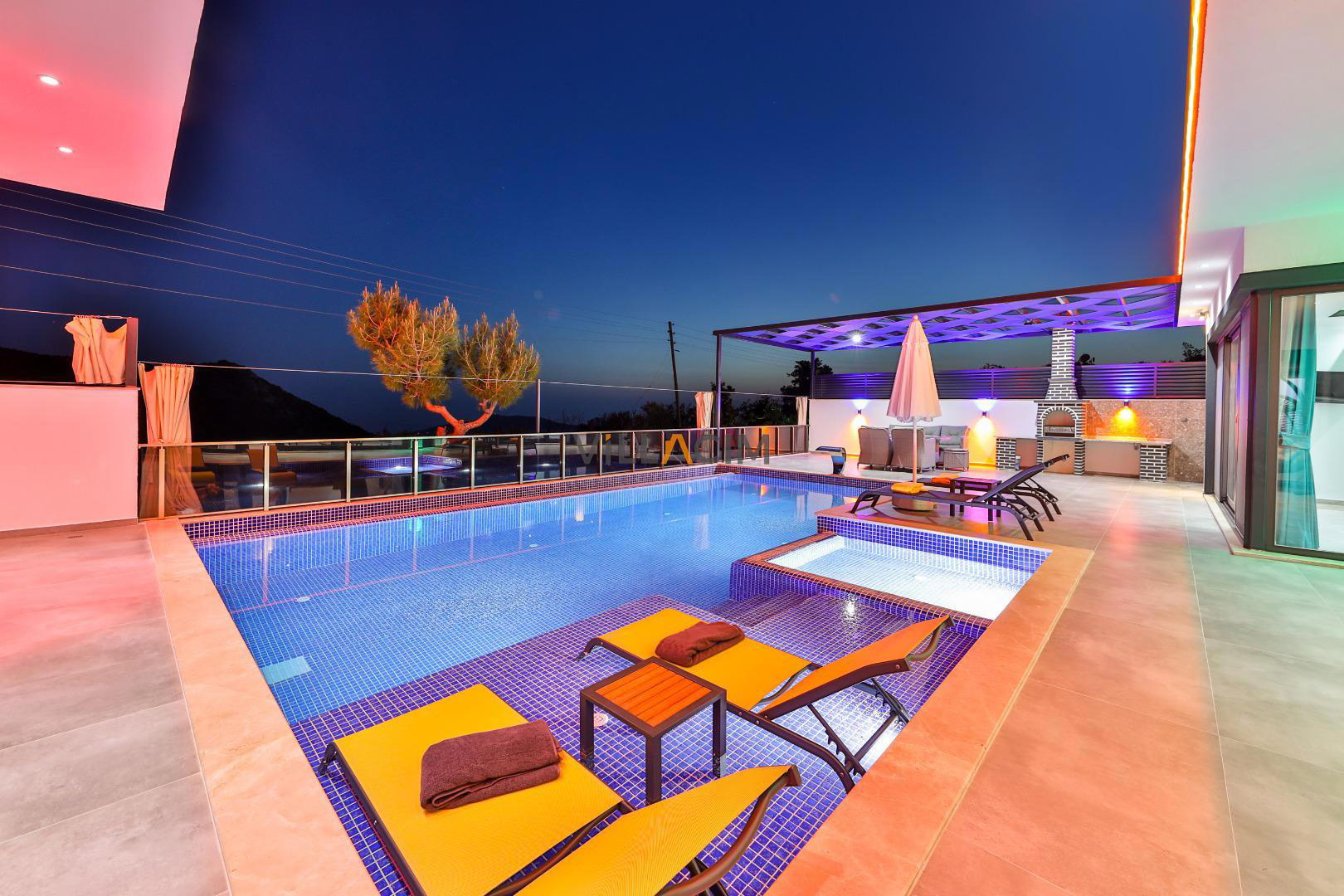 Villa Taye