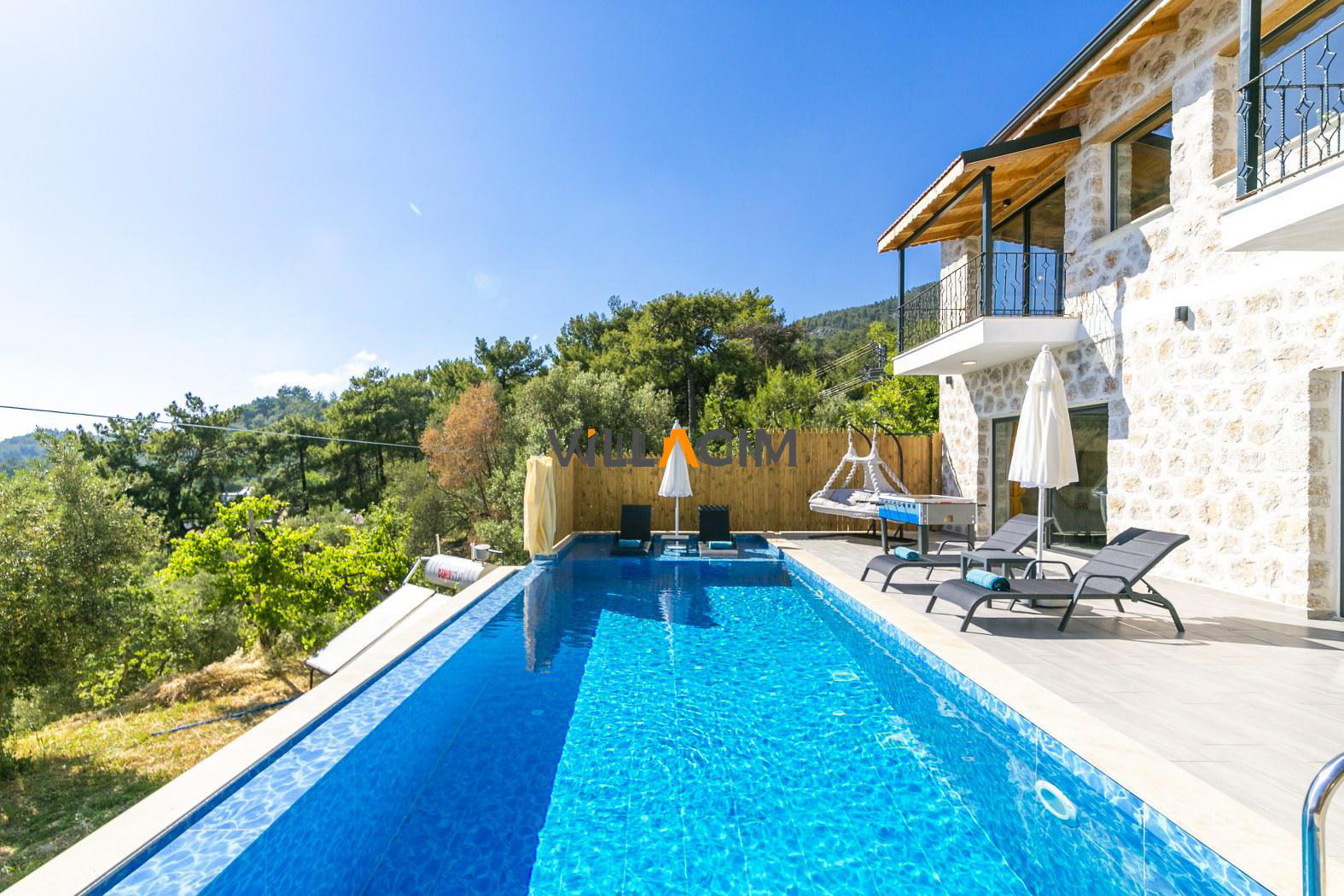 Villa Mustang Queen
