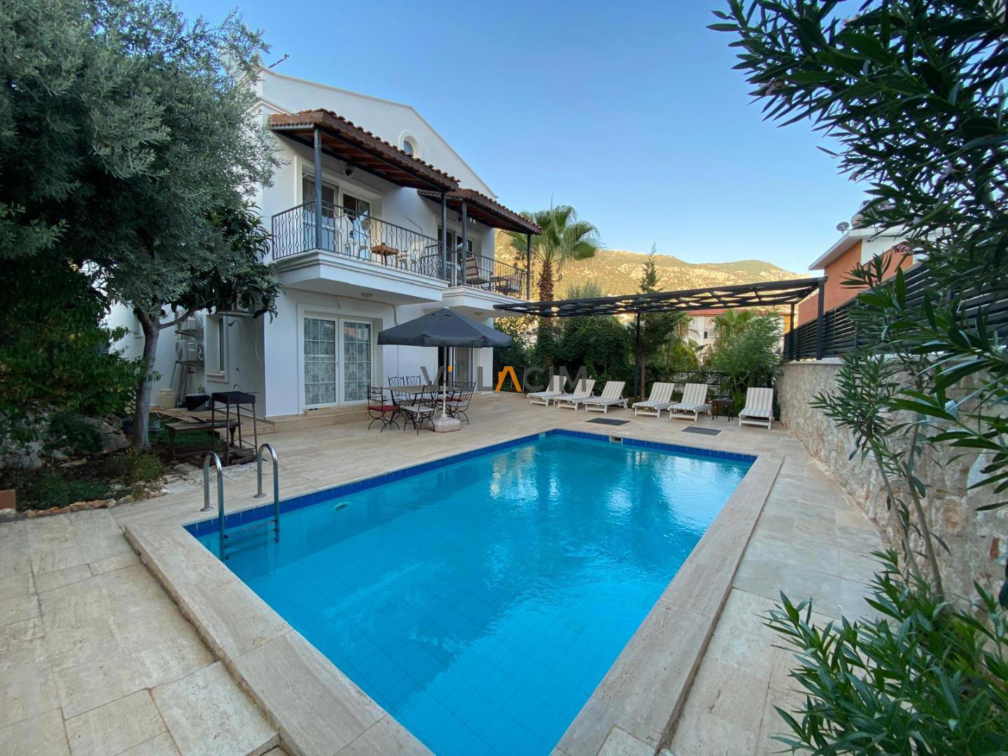 Villa Leton Kleon 1