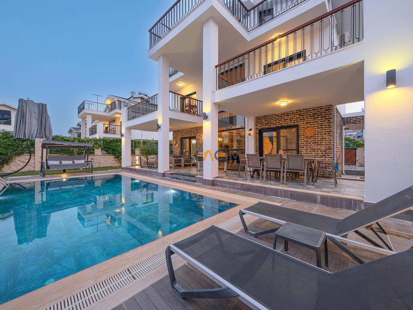Villa Slay