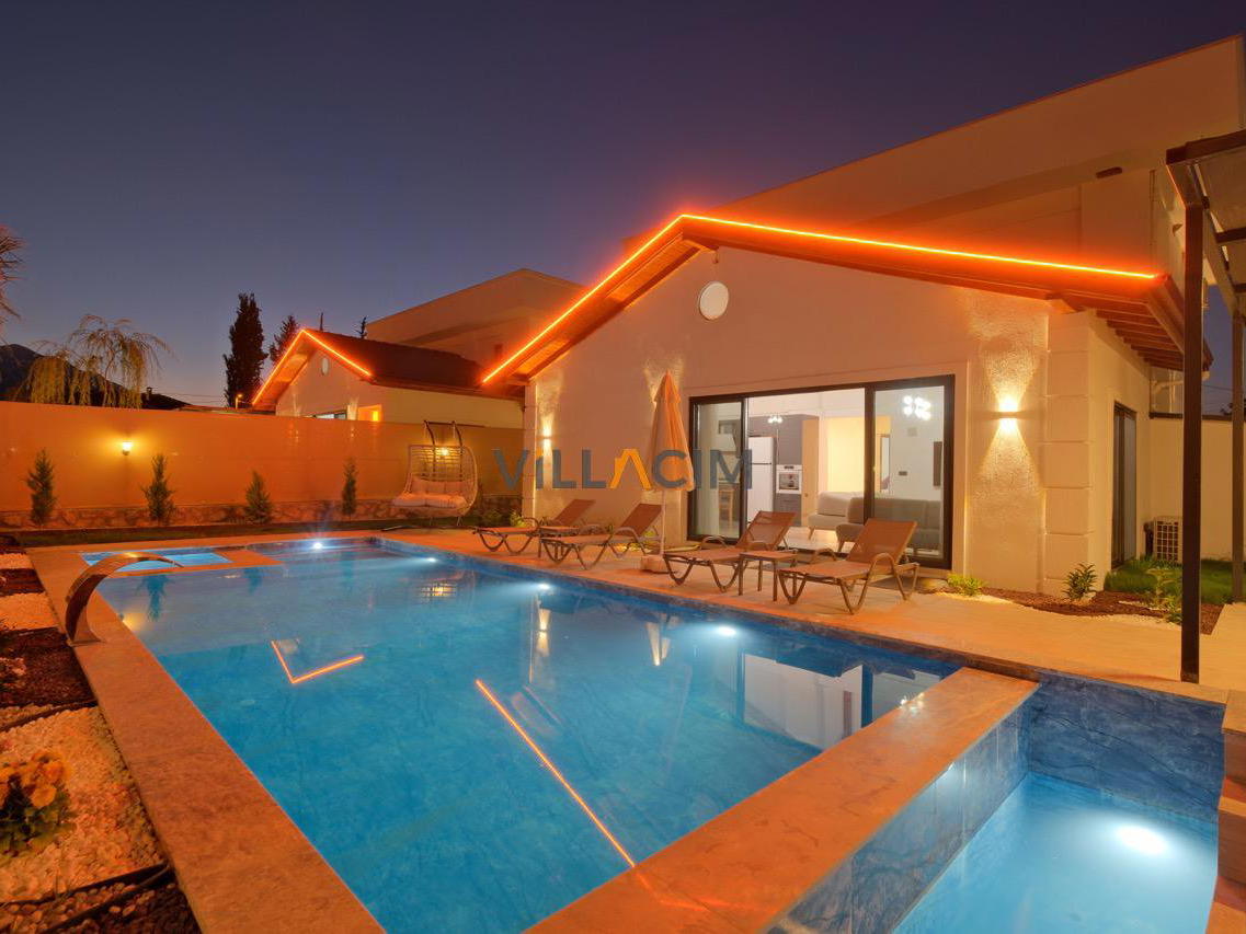 Villa Pakira 2