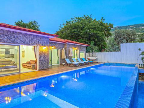 Villa Peri Evi