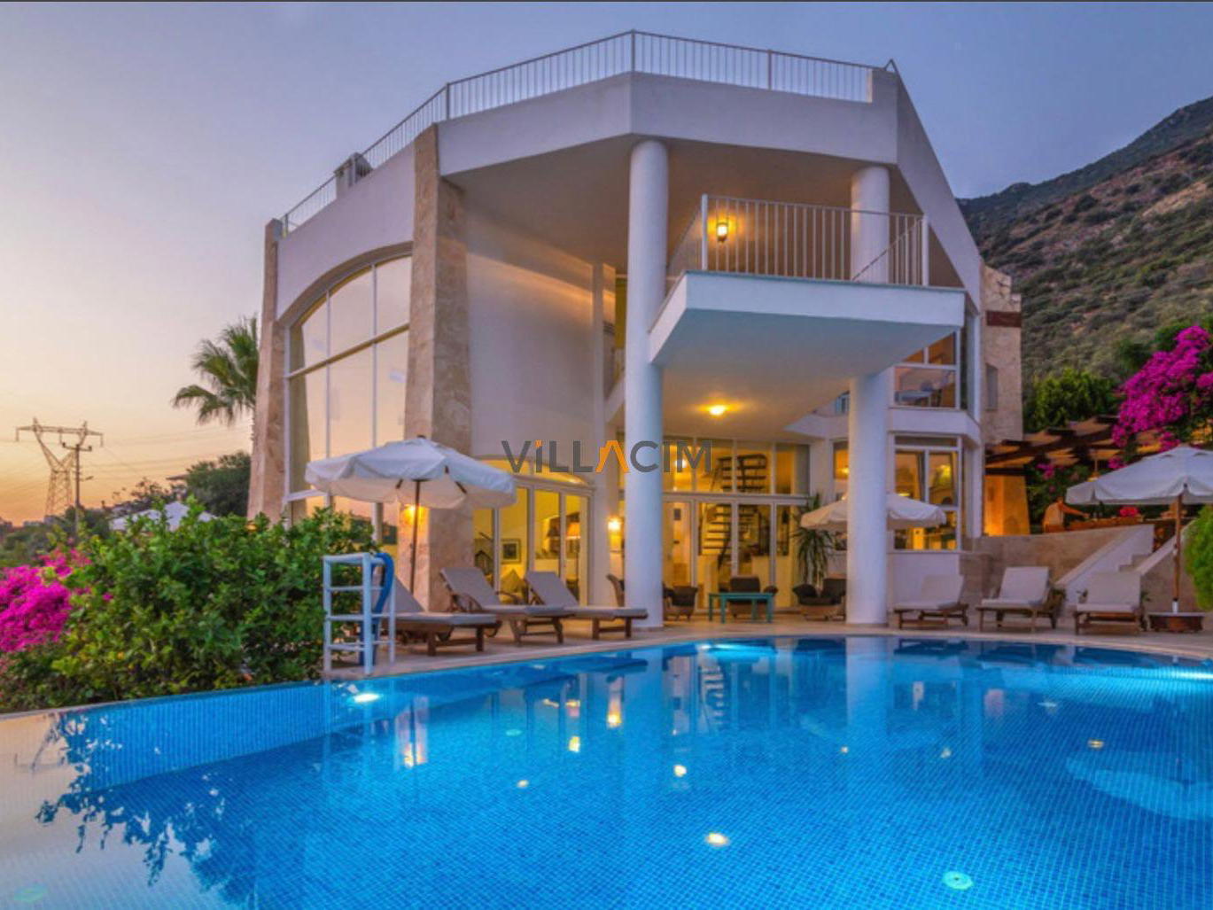 Villa Taurus