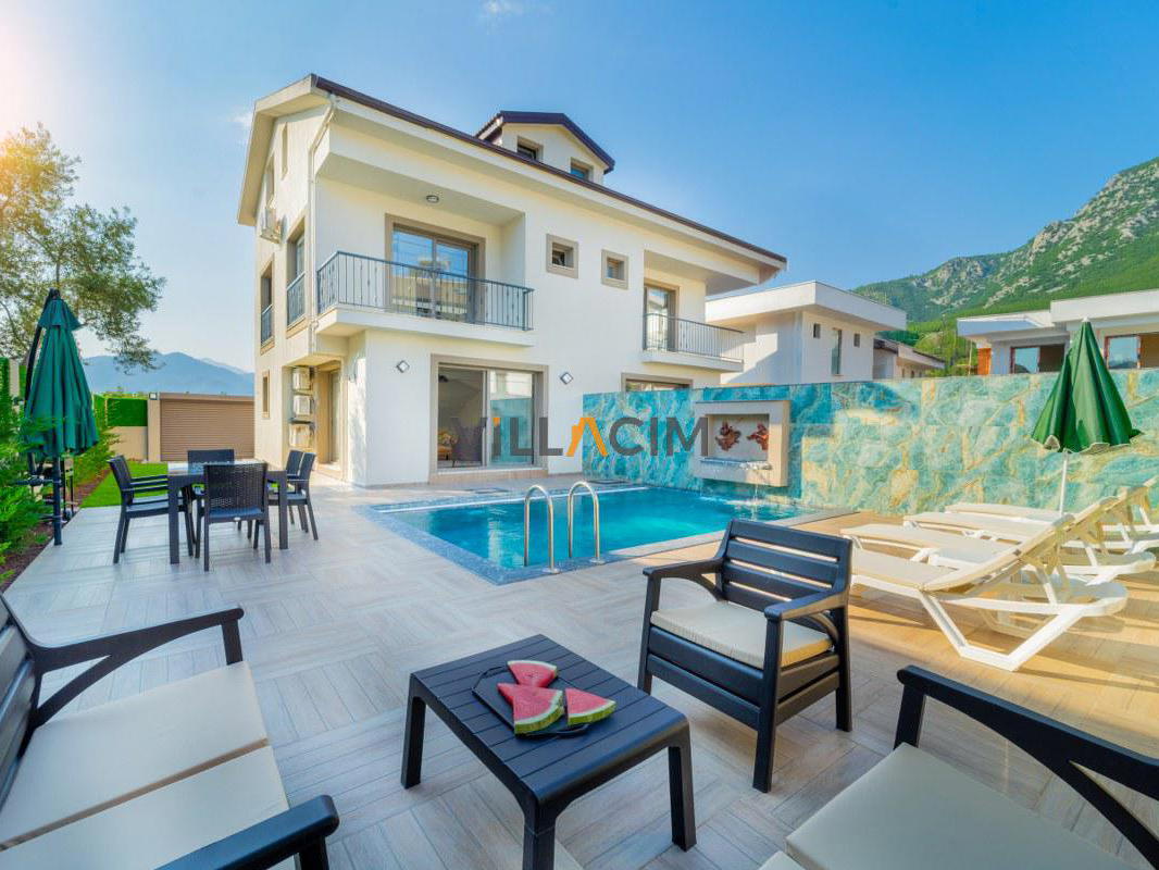 Villa Rain