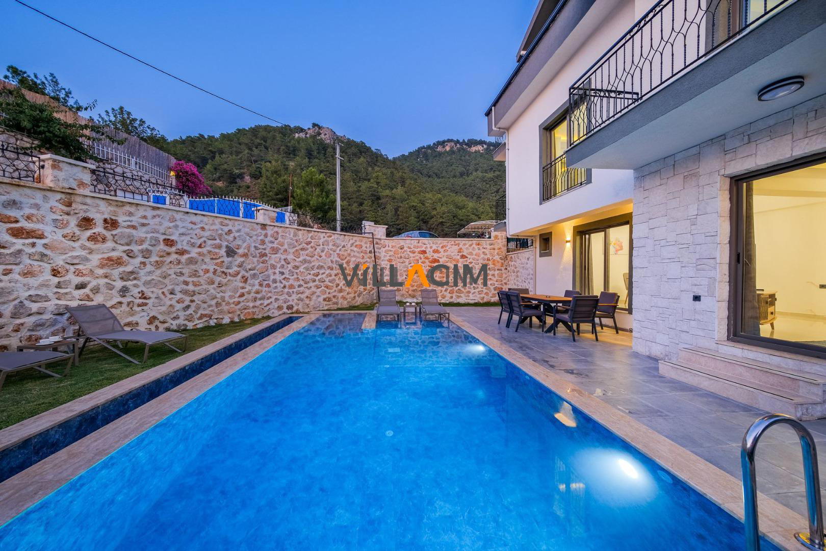 Villa Family House