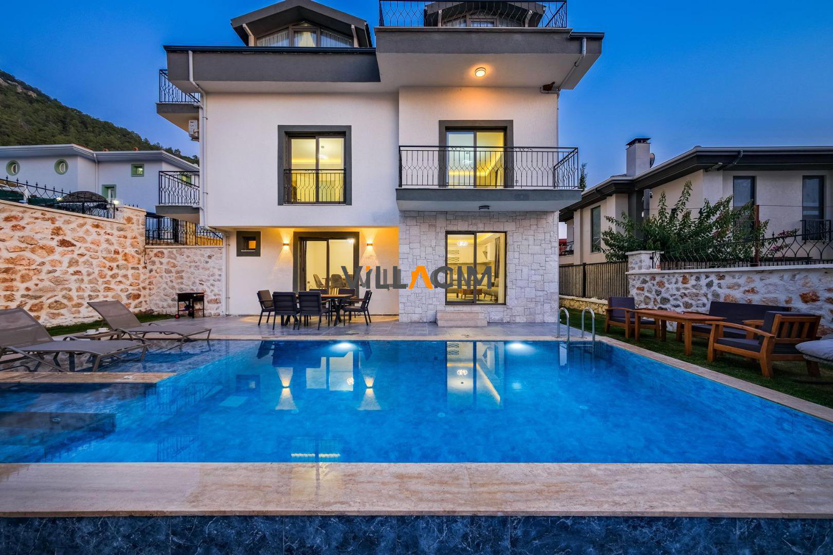 Villa Family House