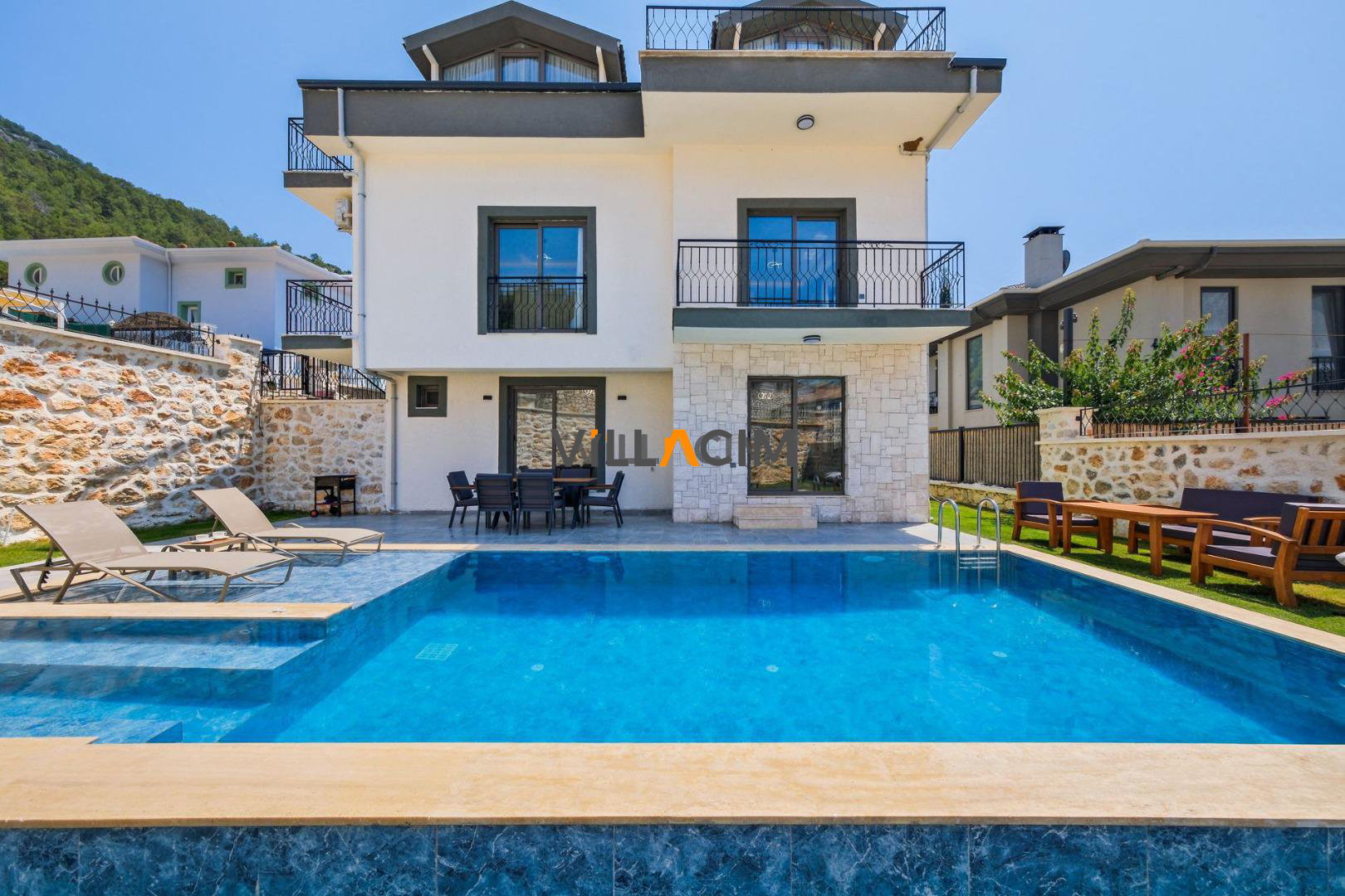 Villa Family House