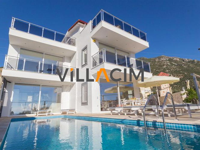 Villa Manolya