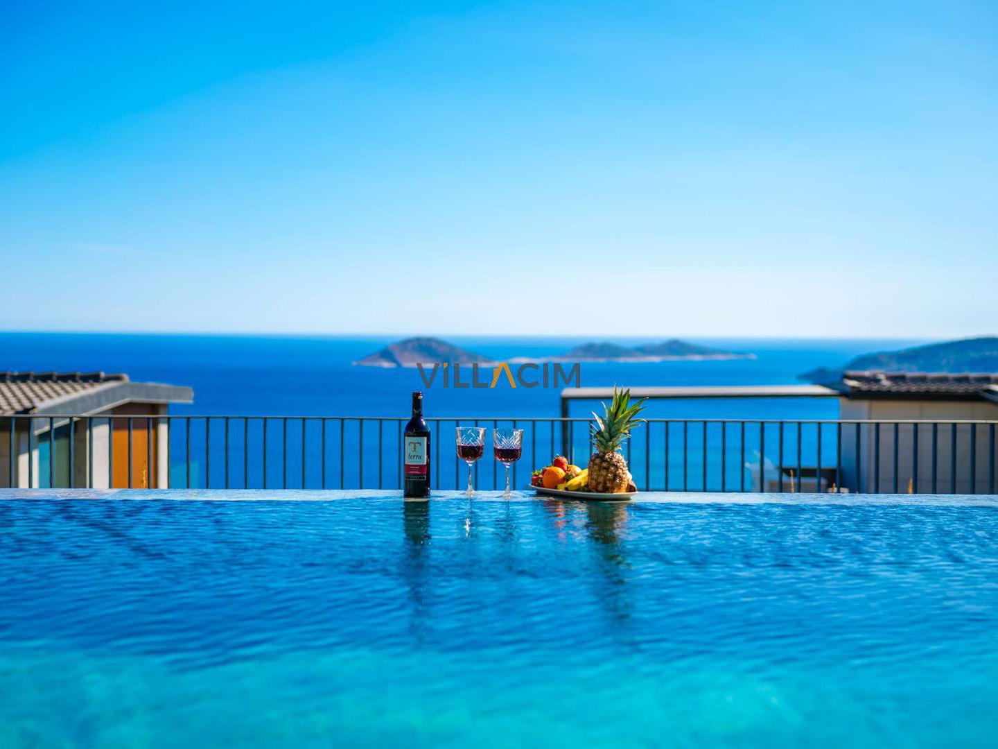 Villa Aura F