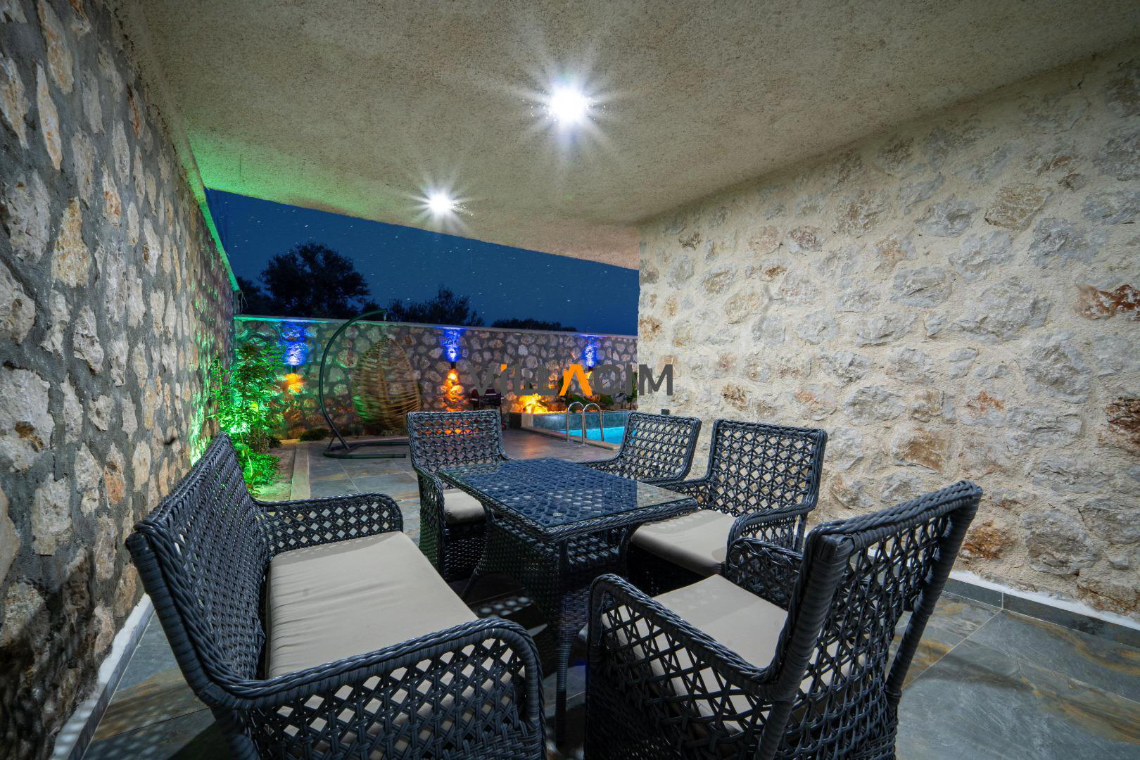 Villa Luma Blue Duo
