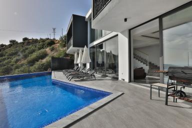 Villa Tria - Lüks Konseptli Tatil Villası