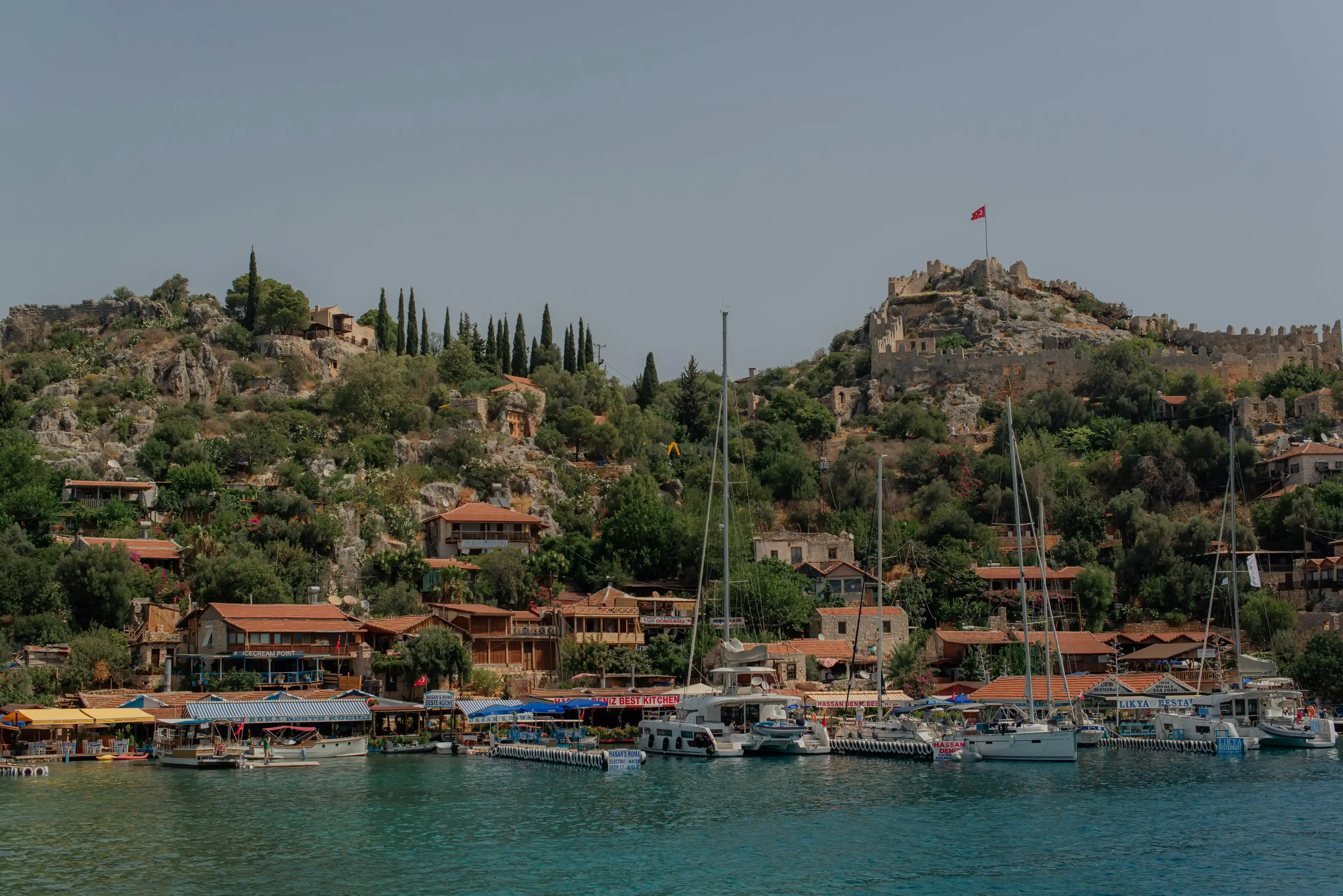 Kekova Batık Şehir Rehberi: Tekneyle Gizli Likya Kentinin Üzerinde Yüzmek