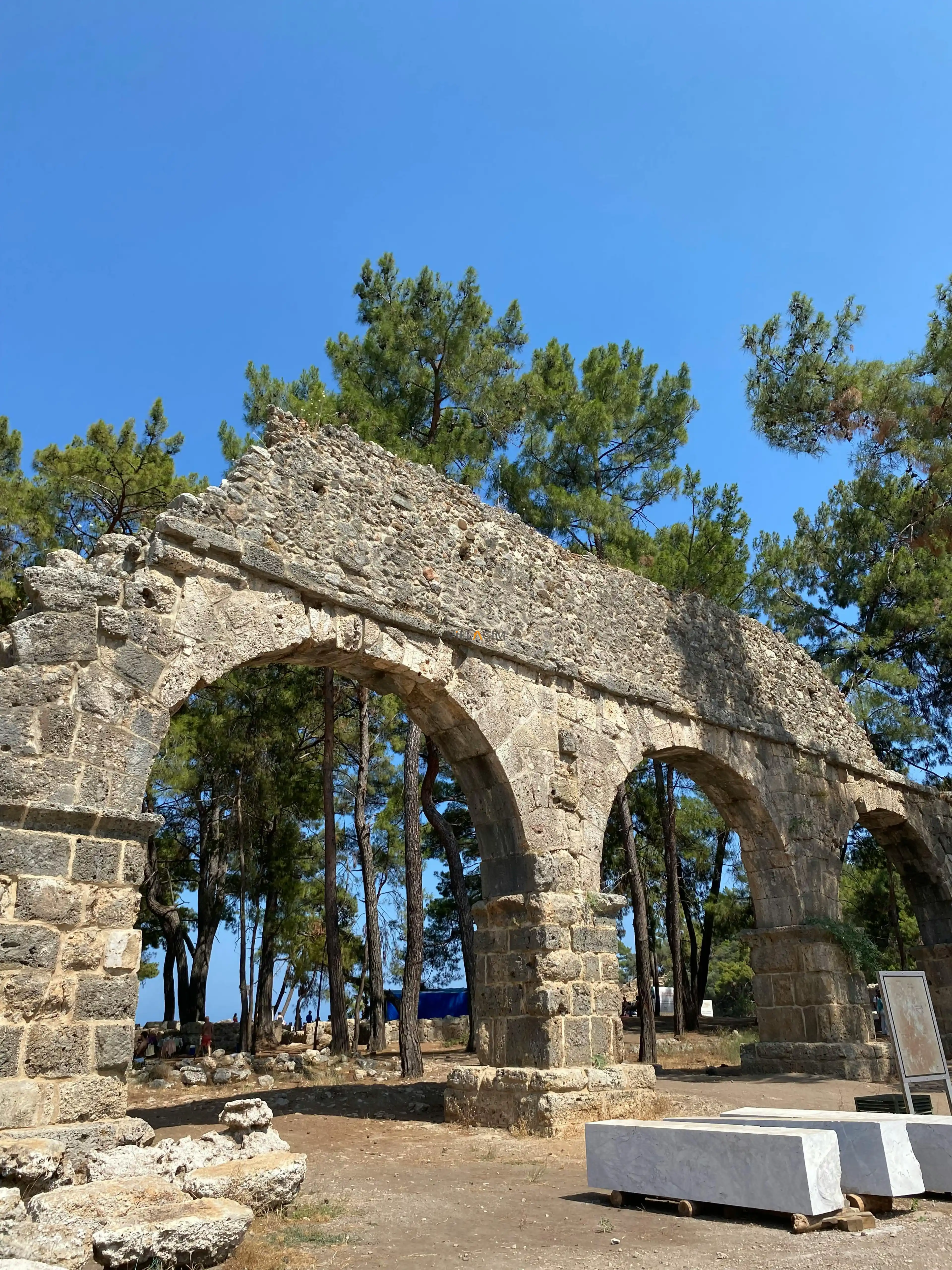 Phaselis Antik Kenti Rehberi: Kemer'in Denize Açılan Tarihi Şehri