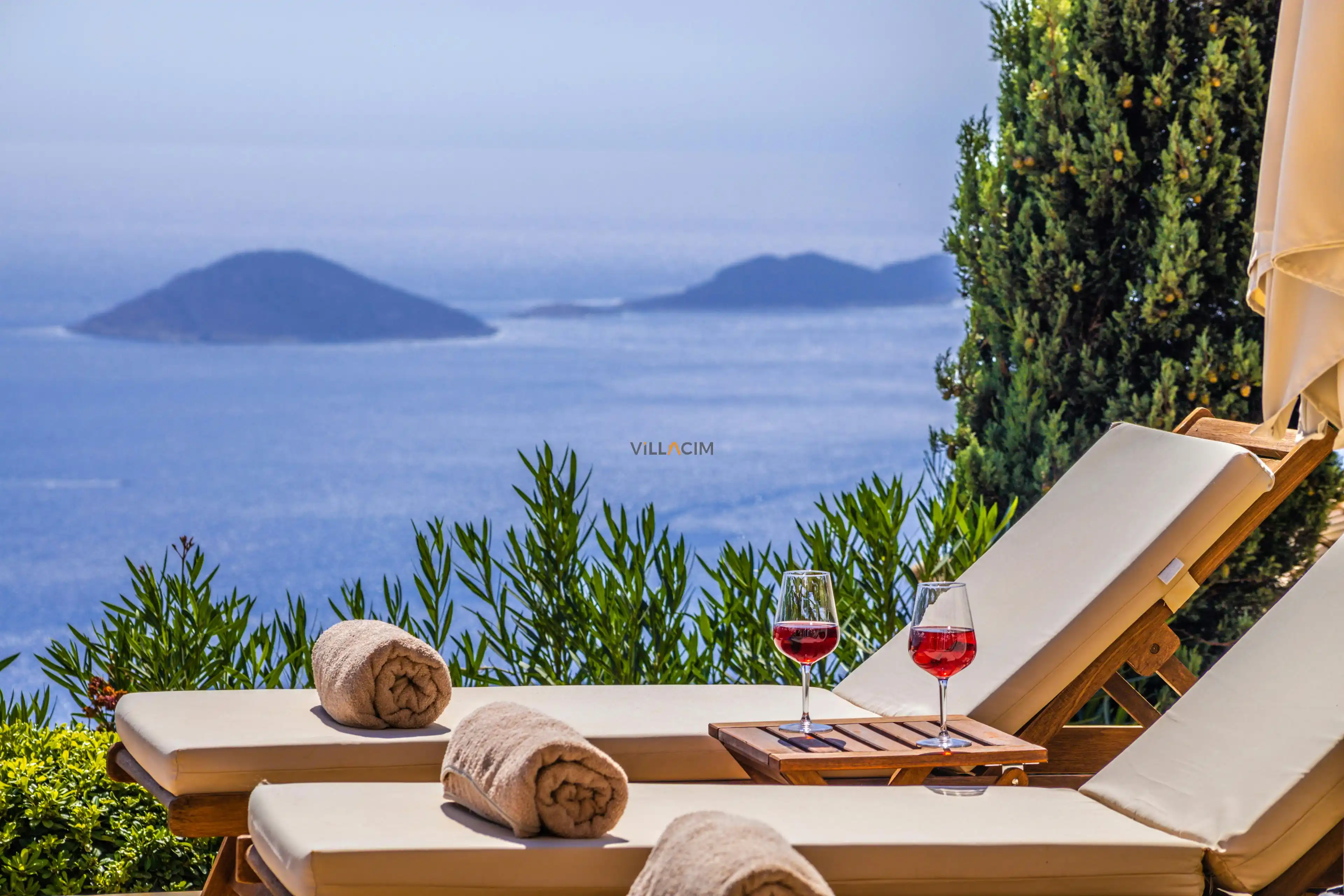 Deniz Manzaralı Villa Kiralama: Türkiye'nin En Nefes Kesen Manzaraları