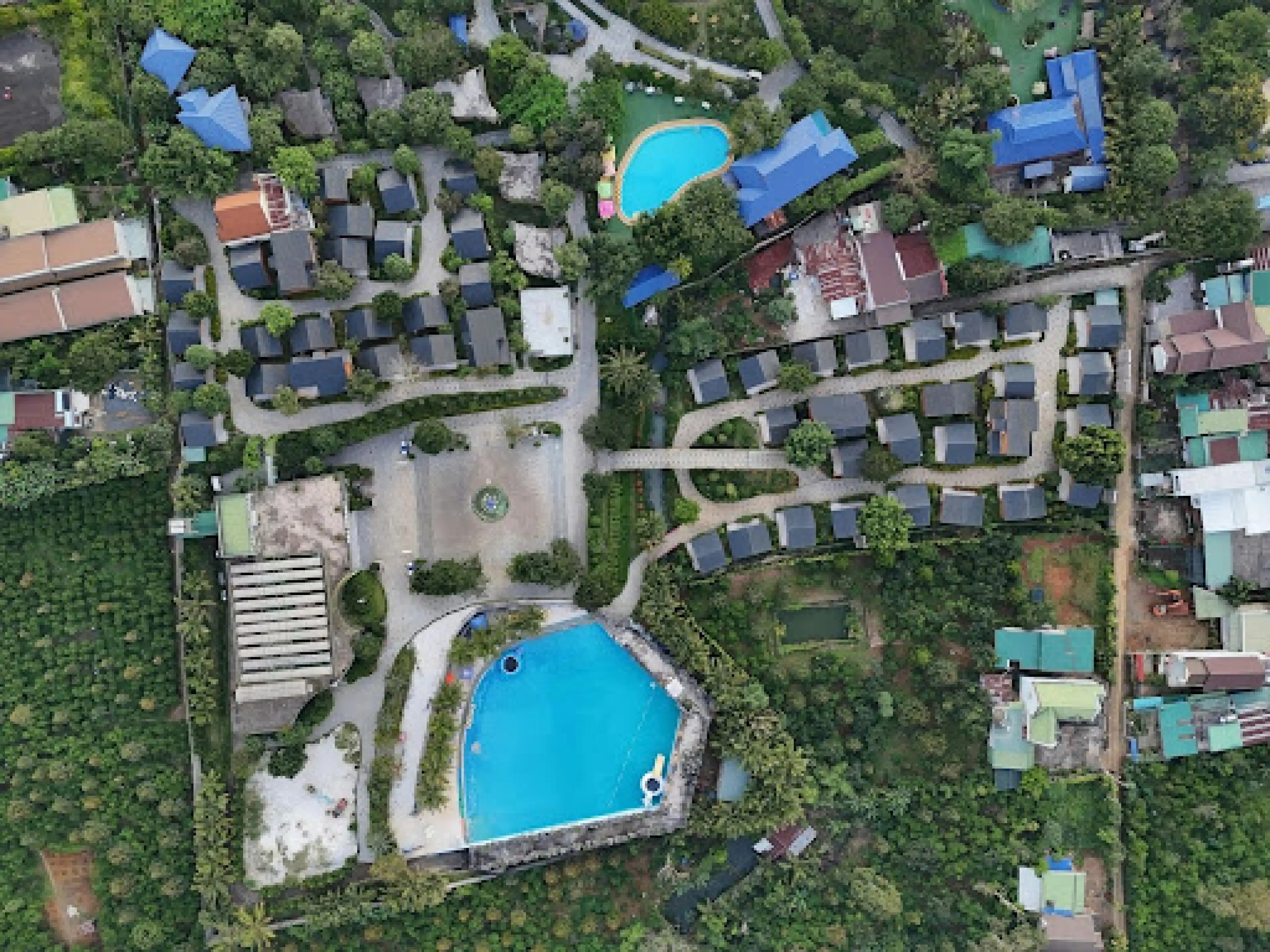 Tatil Köyü mü, Villa mı? Türkiye'de Hangi Konaklama Tipi Size Uyar?
