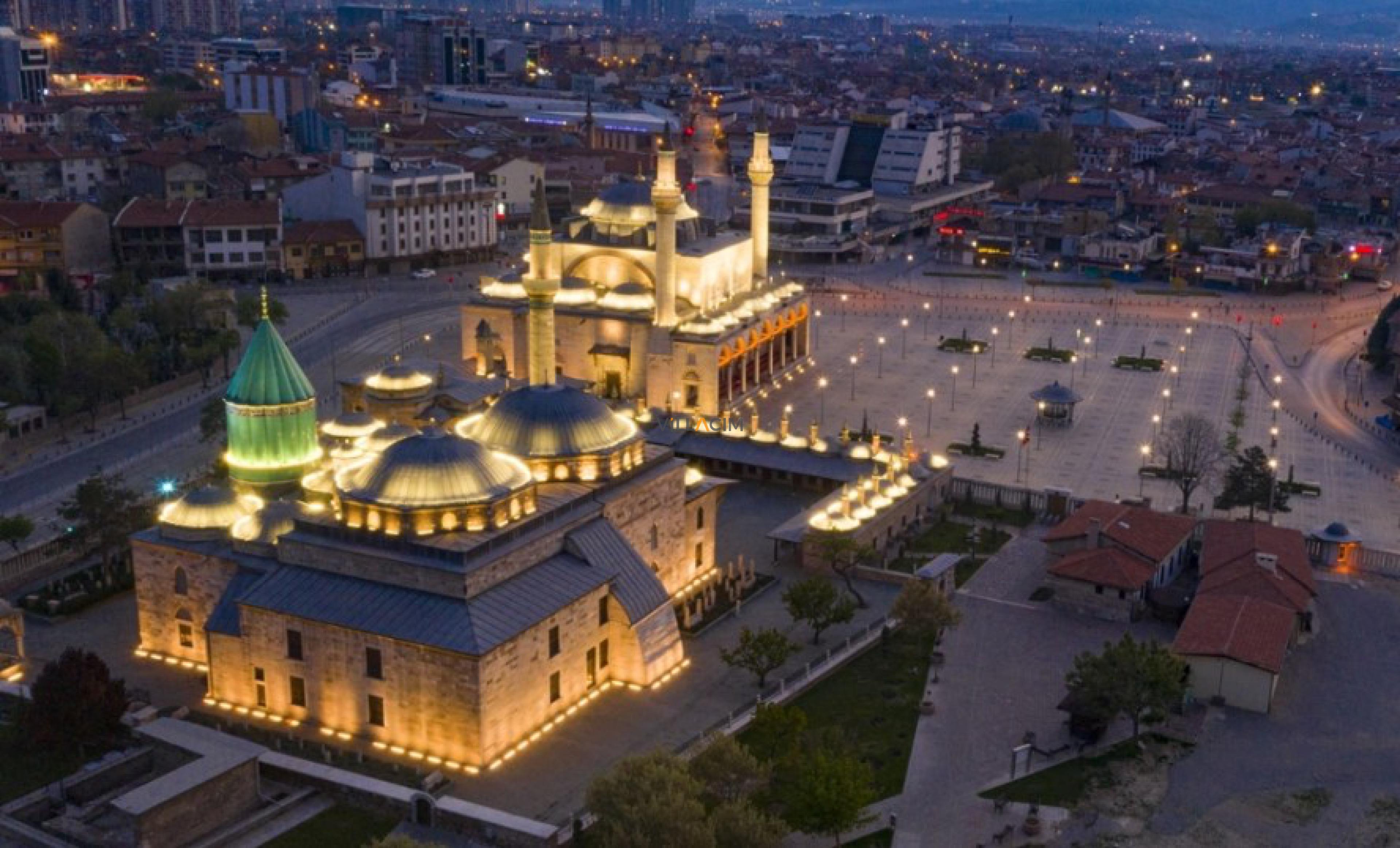 Mevlana Meydanı ve Çevresinde Ziyaret Edilmesi Gereken Yerler