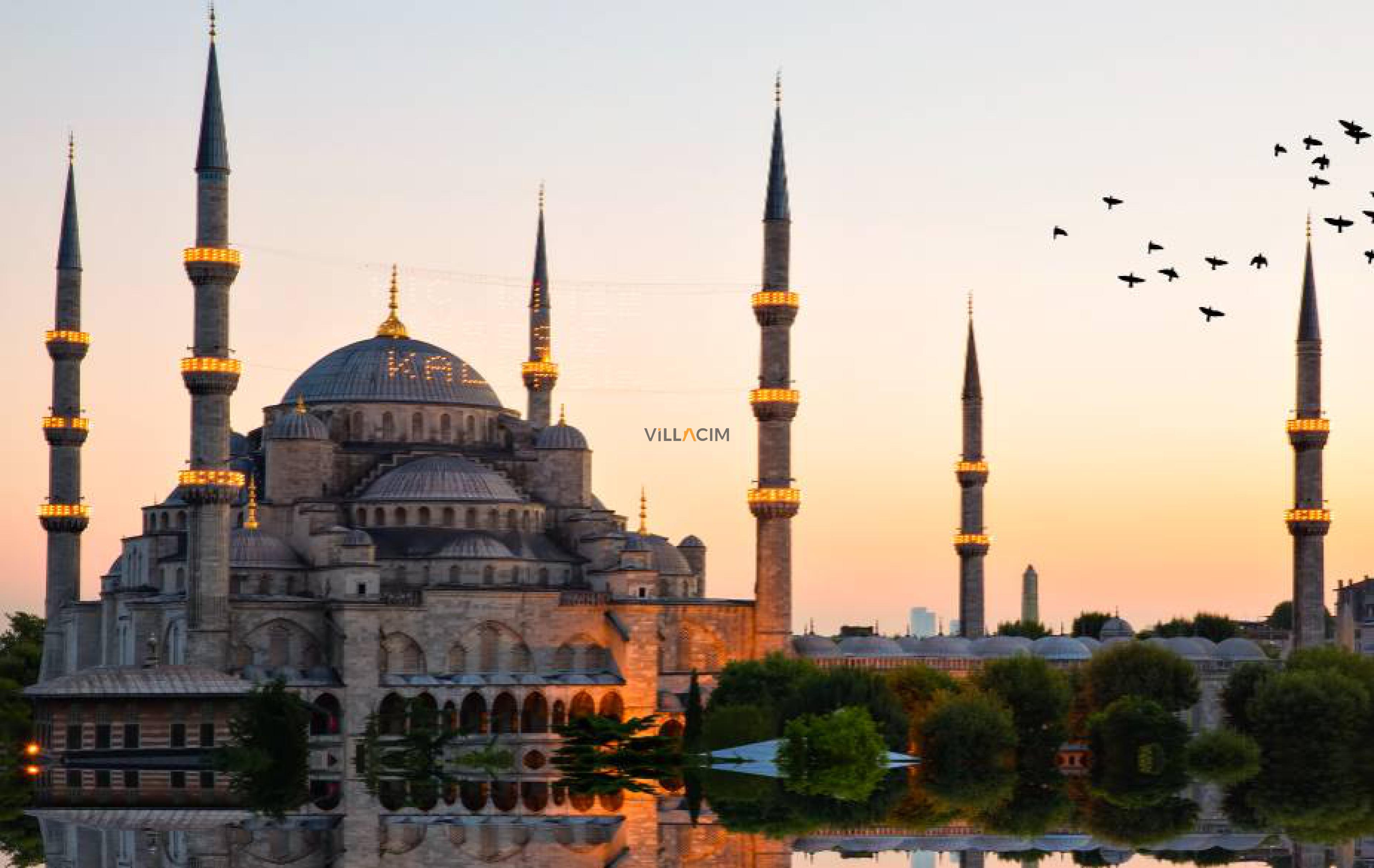 Tarihi Sultanahmet Camii ve Mutlaka Görmeniz Gereken Yerler 