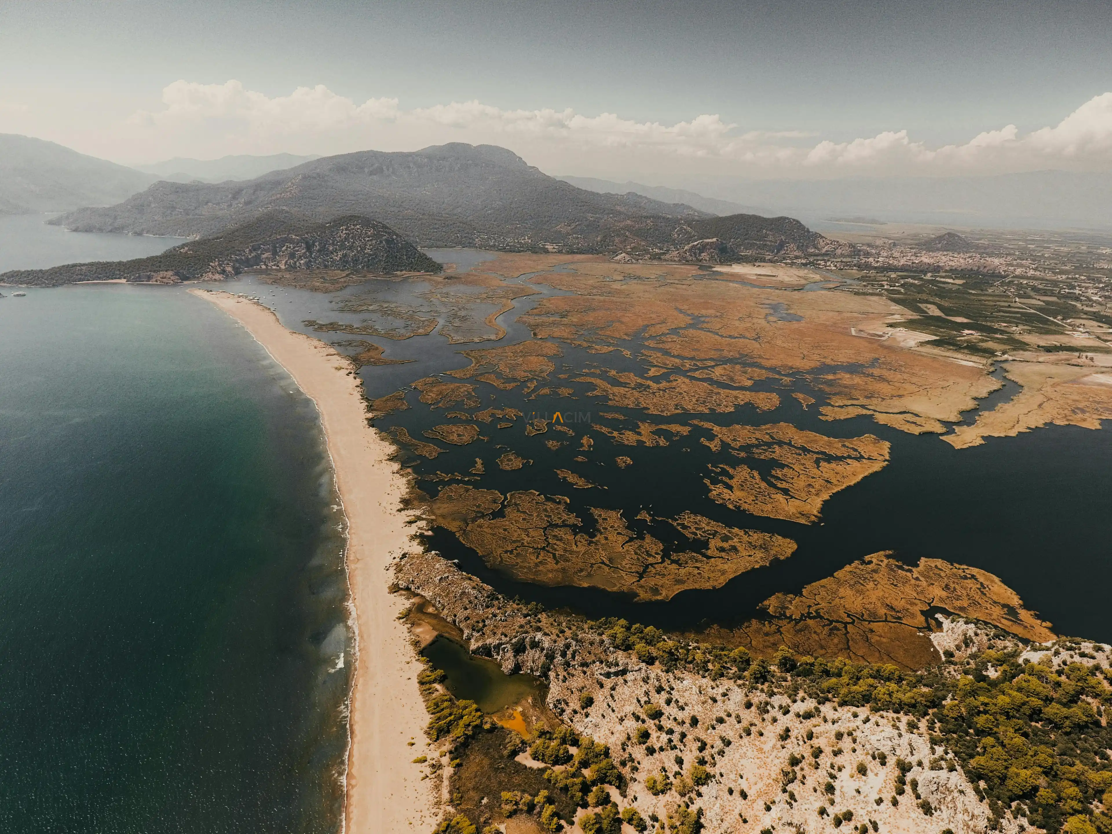 İztuzu Plajı ve Dalyan Turu: Kaplumbağa Koyu Rehberi