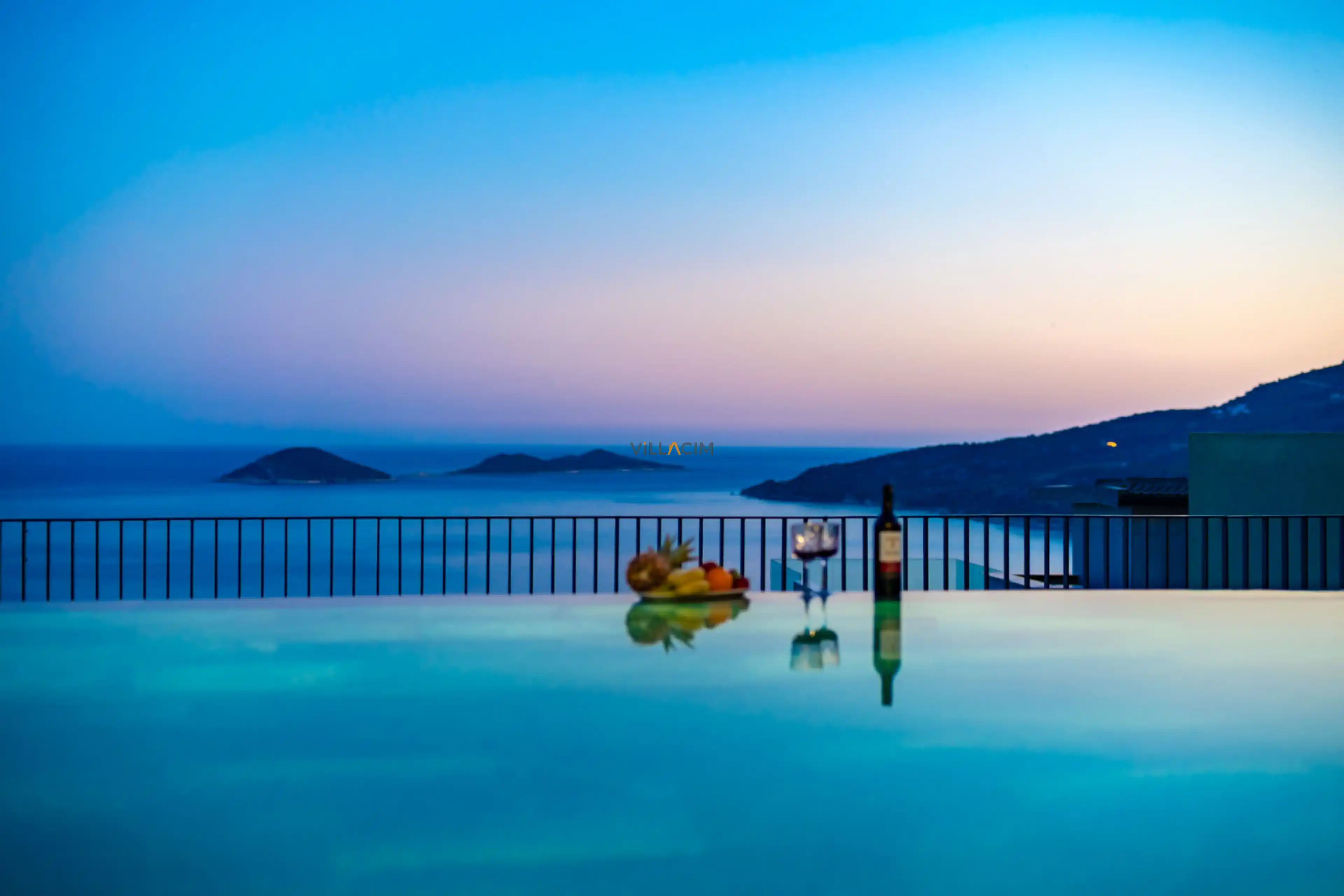 Villa Aura D