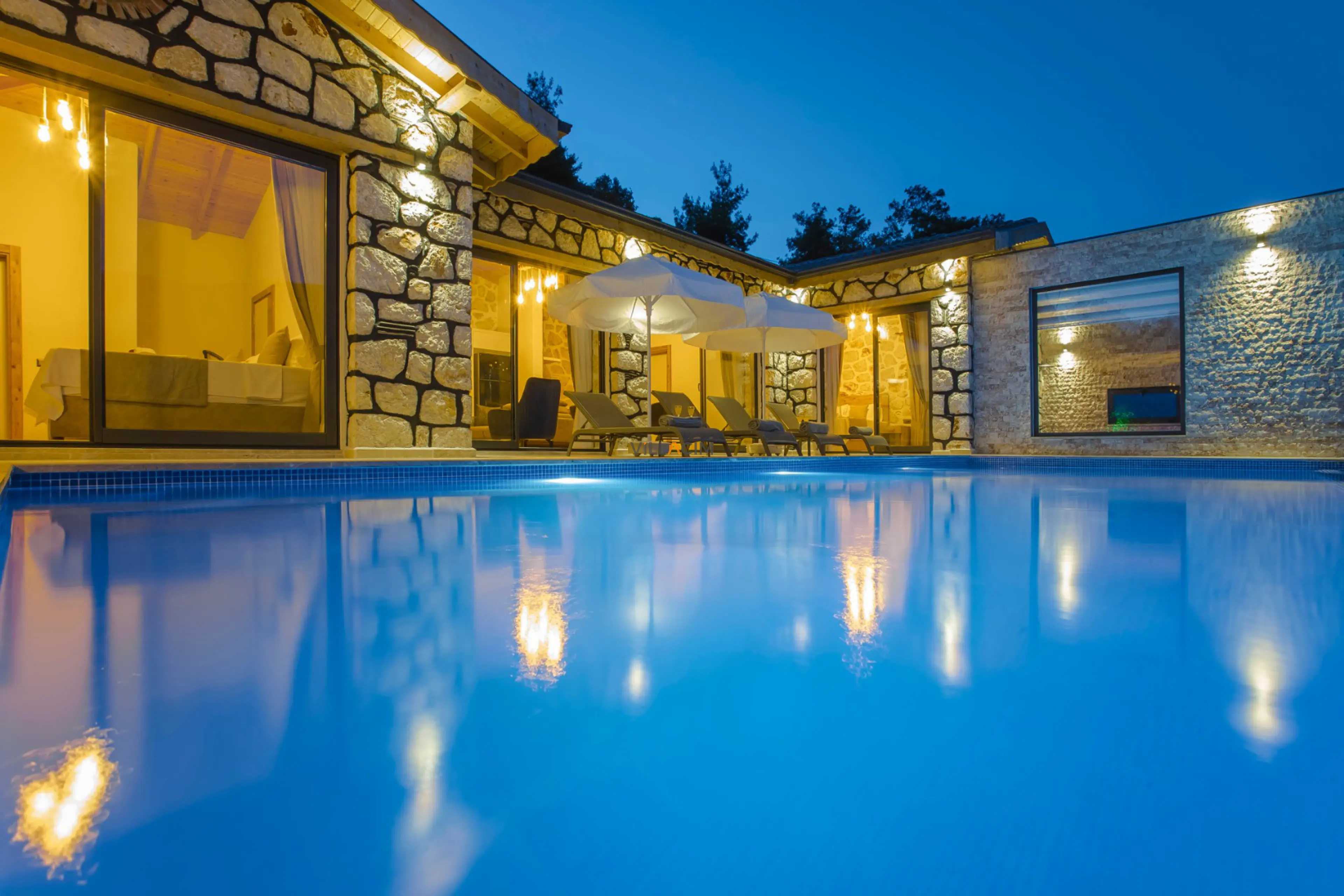 Stone-Villa-Sunset-5_746.jpg