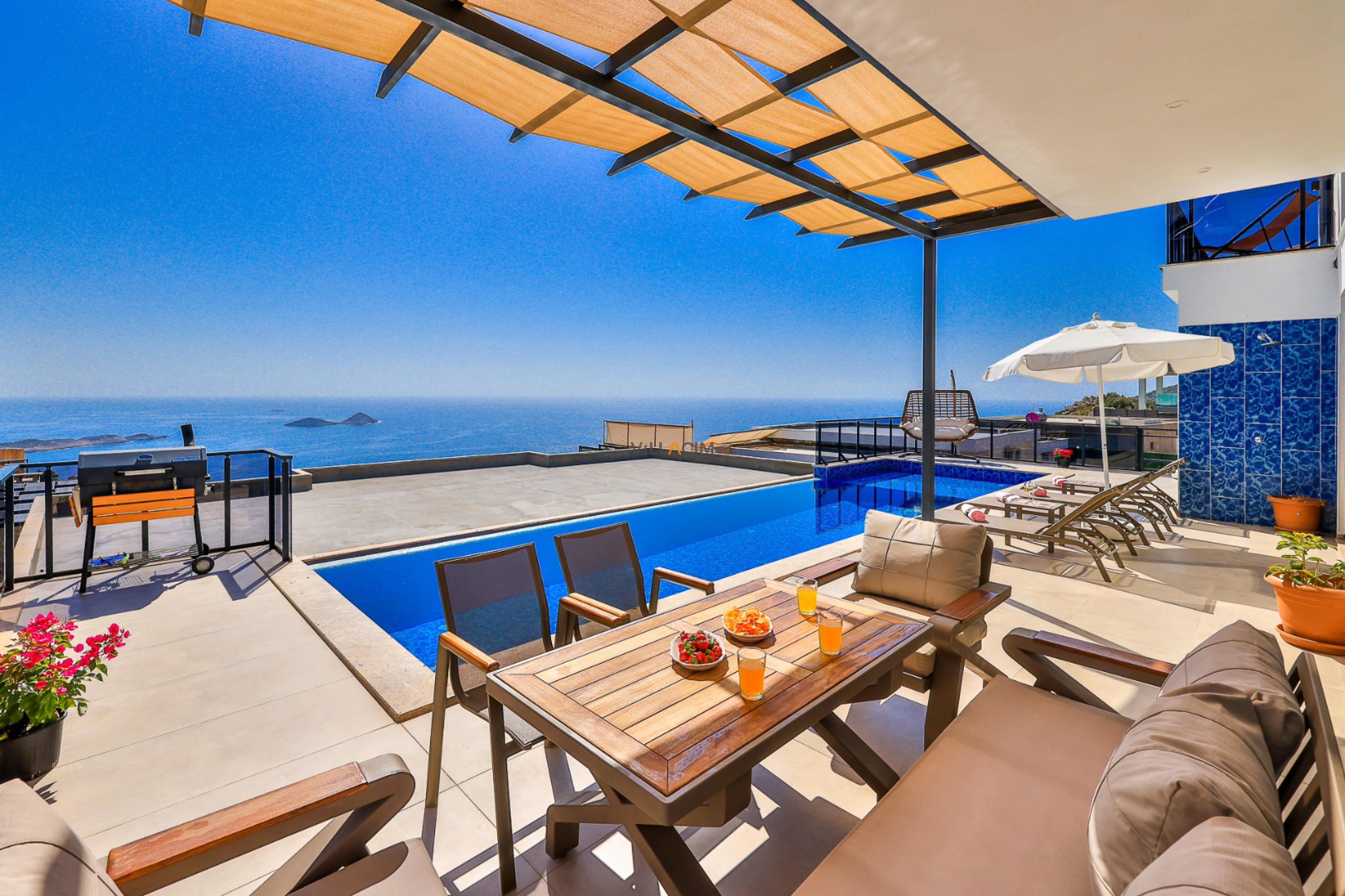 Villa-Celebrity37_605.jpg