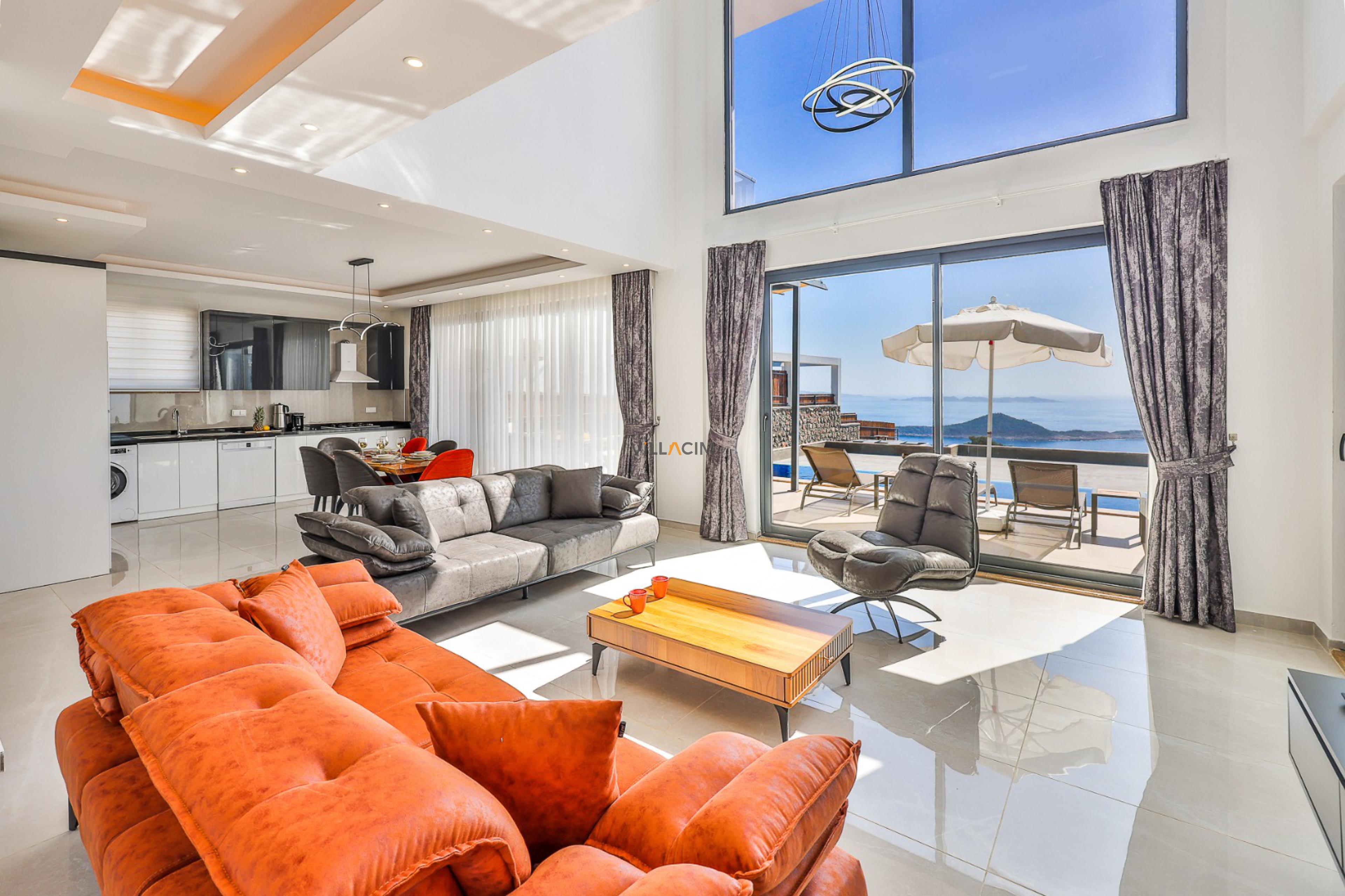 Villa-Celebrity3_637.jpg