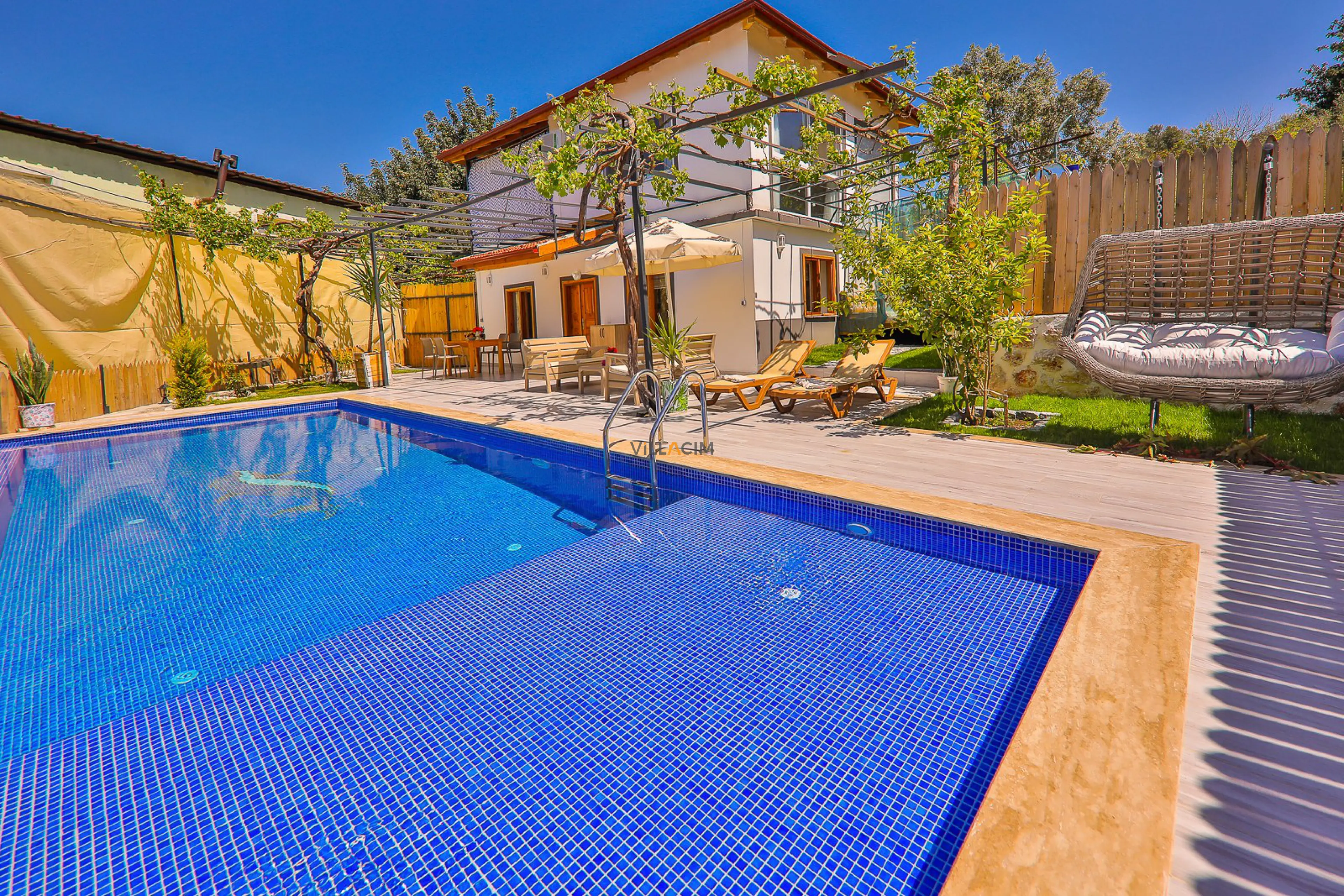 efeoglu-villa-22_1600x1067_774.jpg