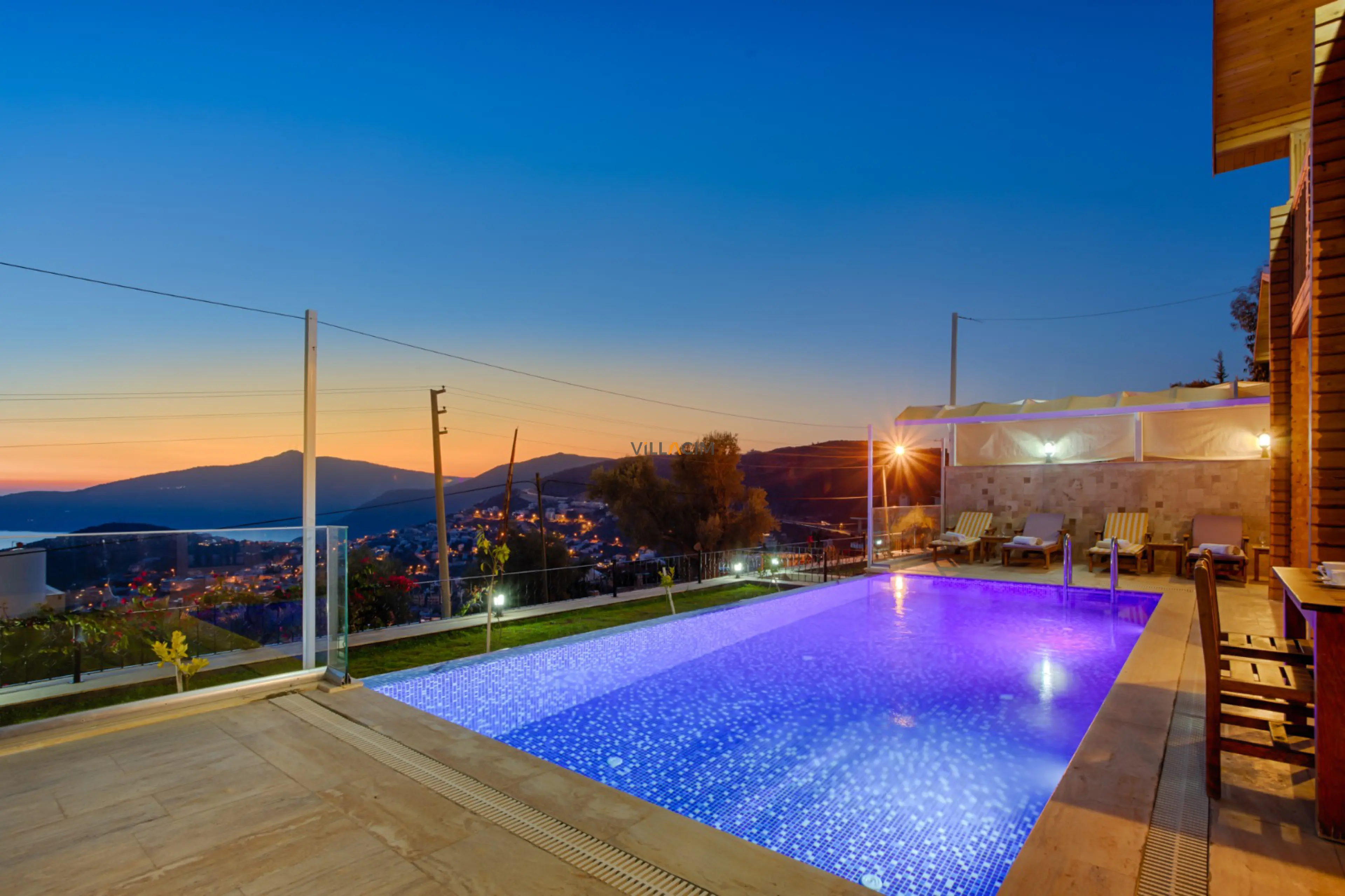 gece-2_444_720.jpg