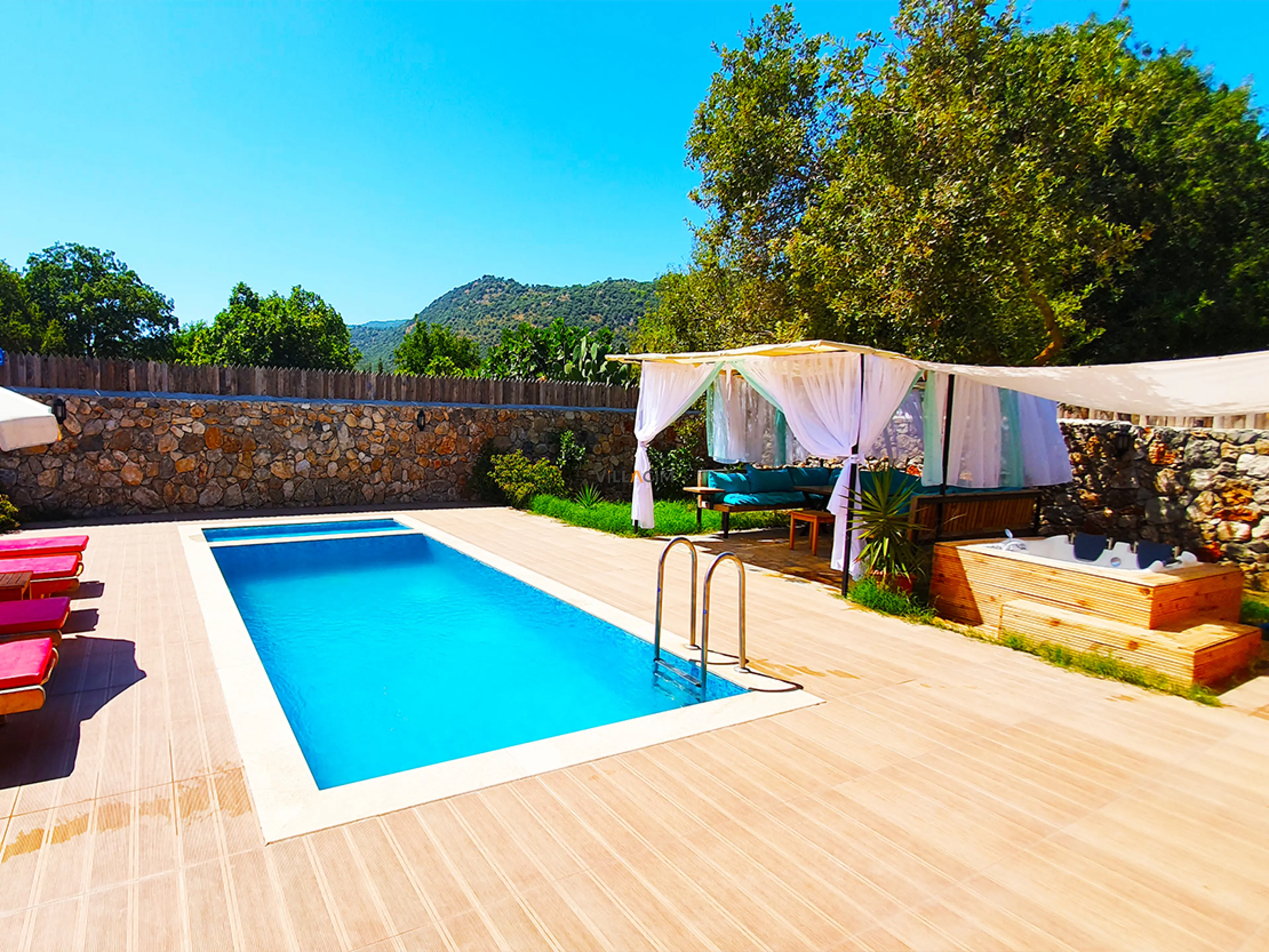 nc-gold-villa-kayakoy-11_633.jpg