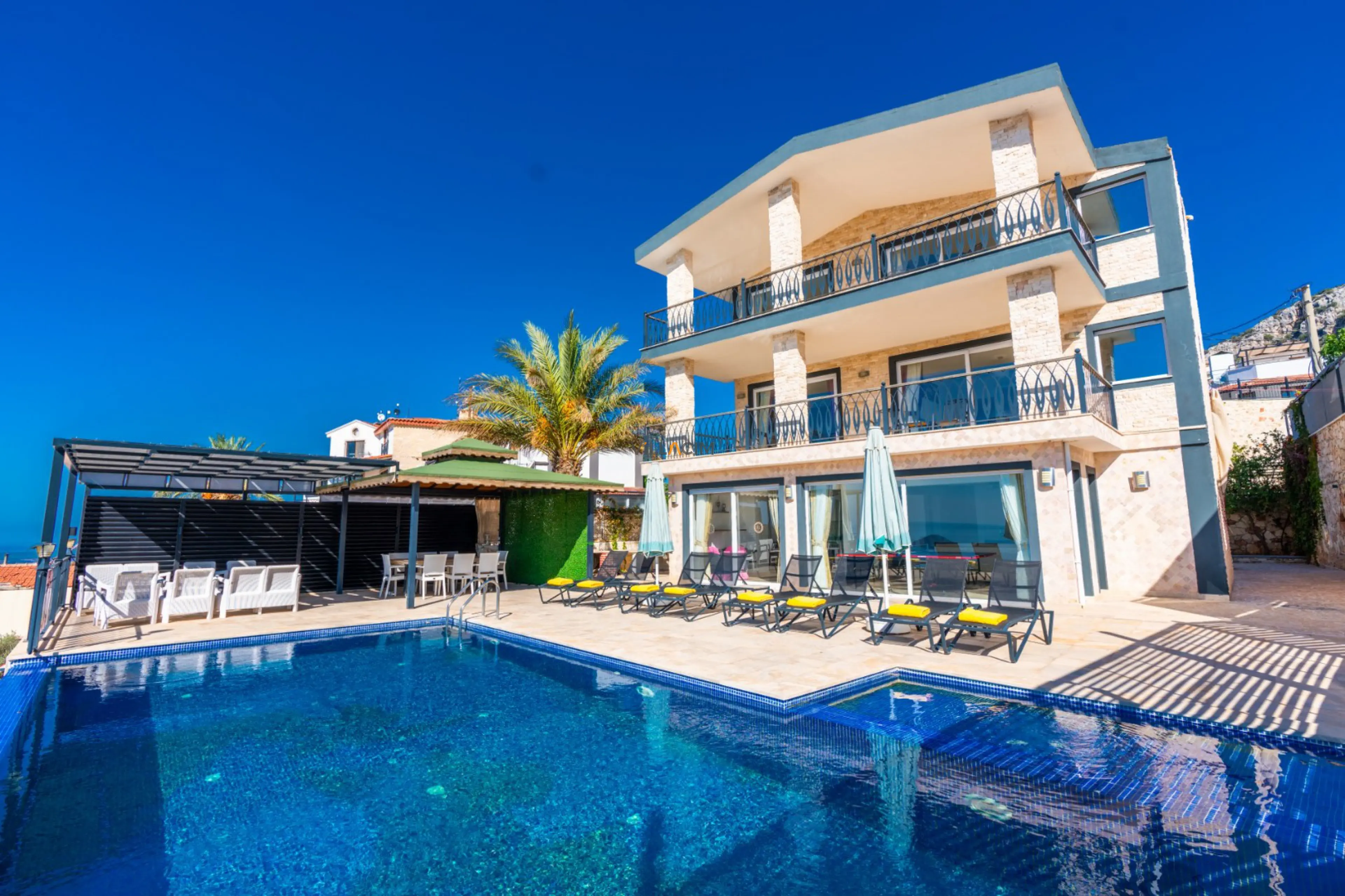 villa-acar-1_1919x1280_818.jpg