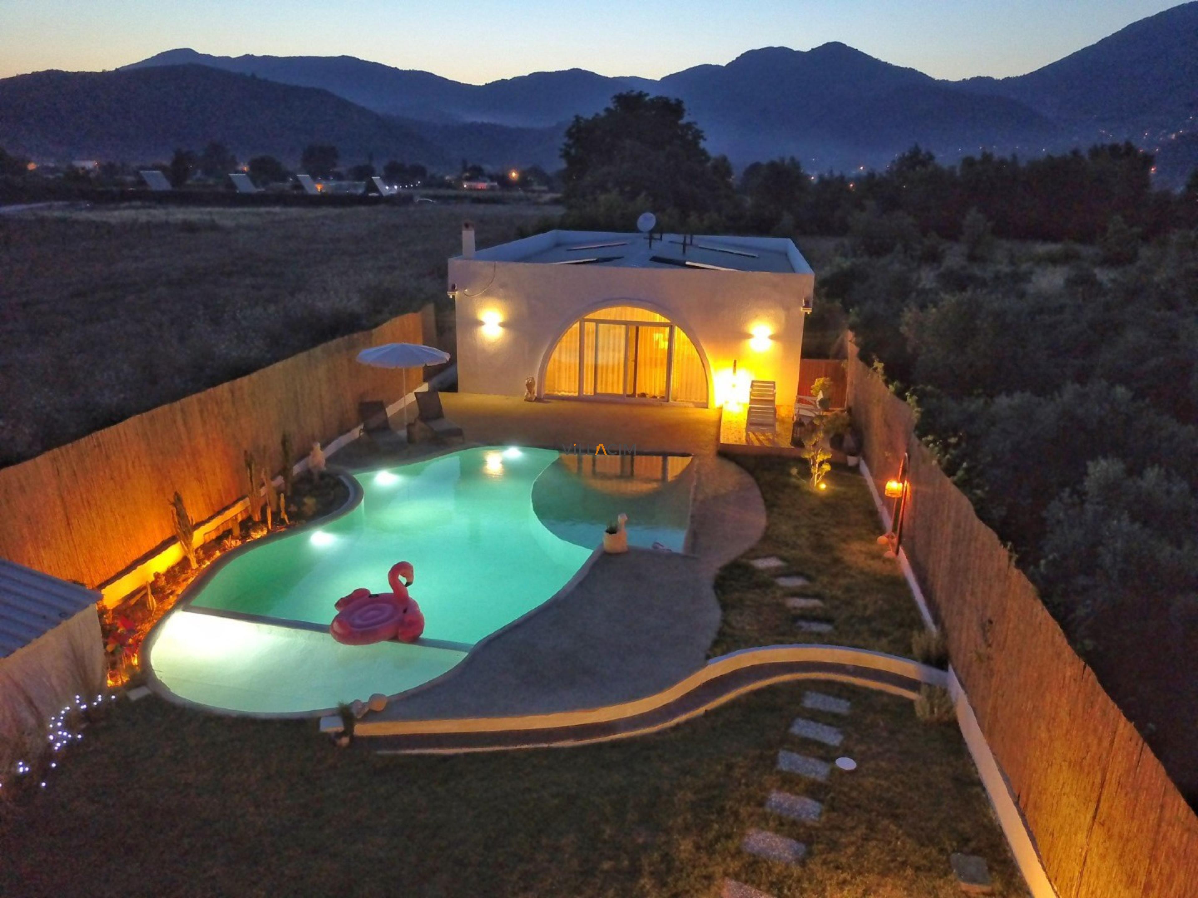 villa-adena1_970.jpg