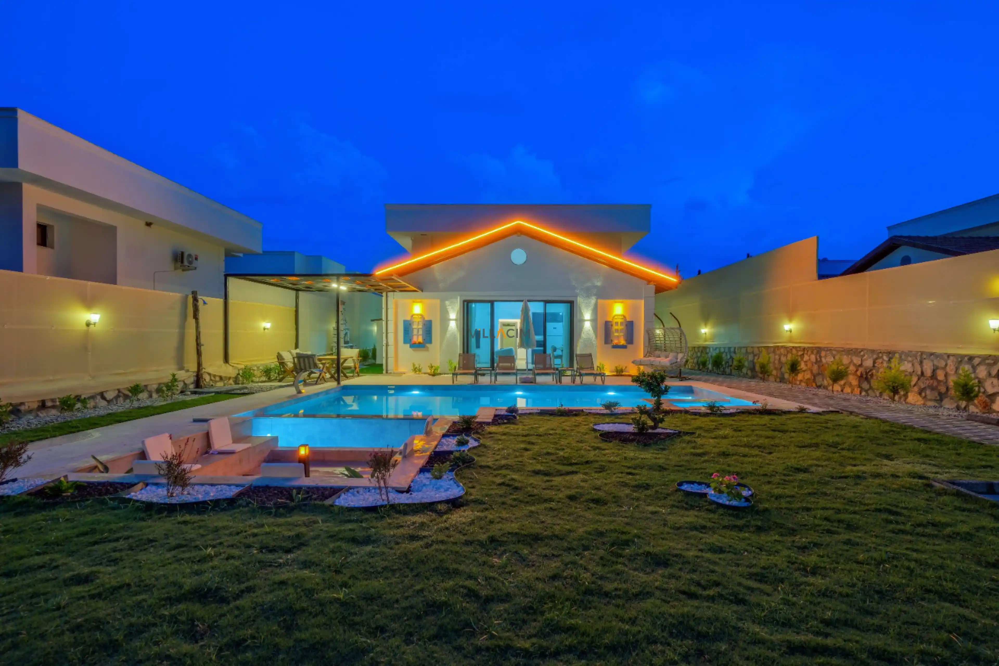 villa-aderin-10_149.jpg