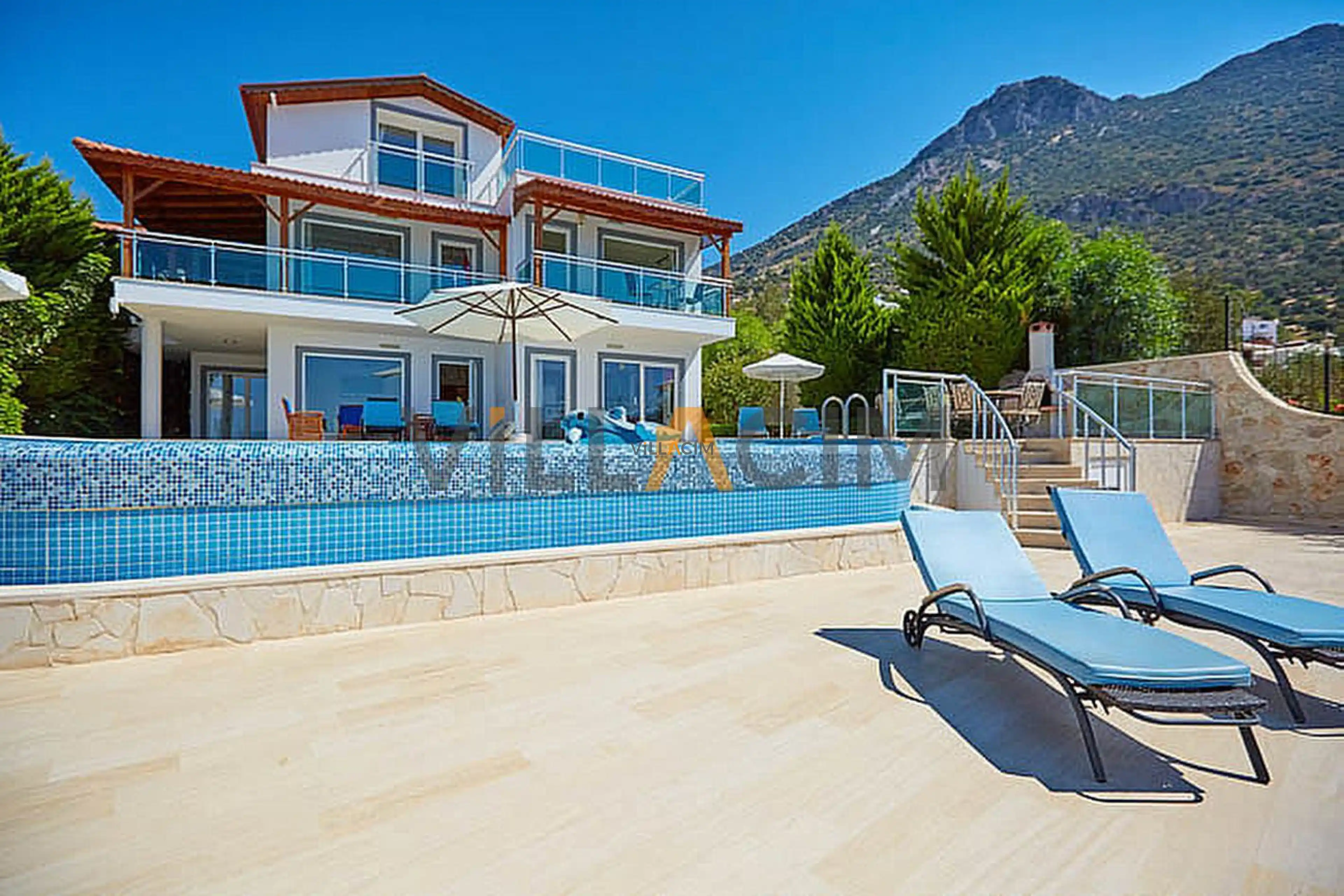 villa-alkin-havuz-teras_621.jpg