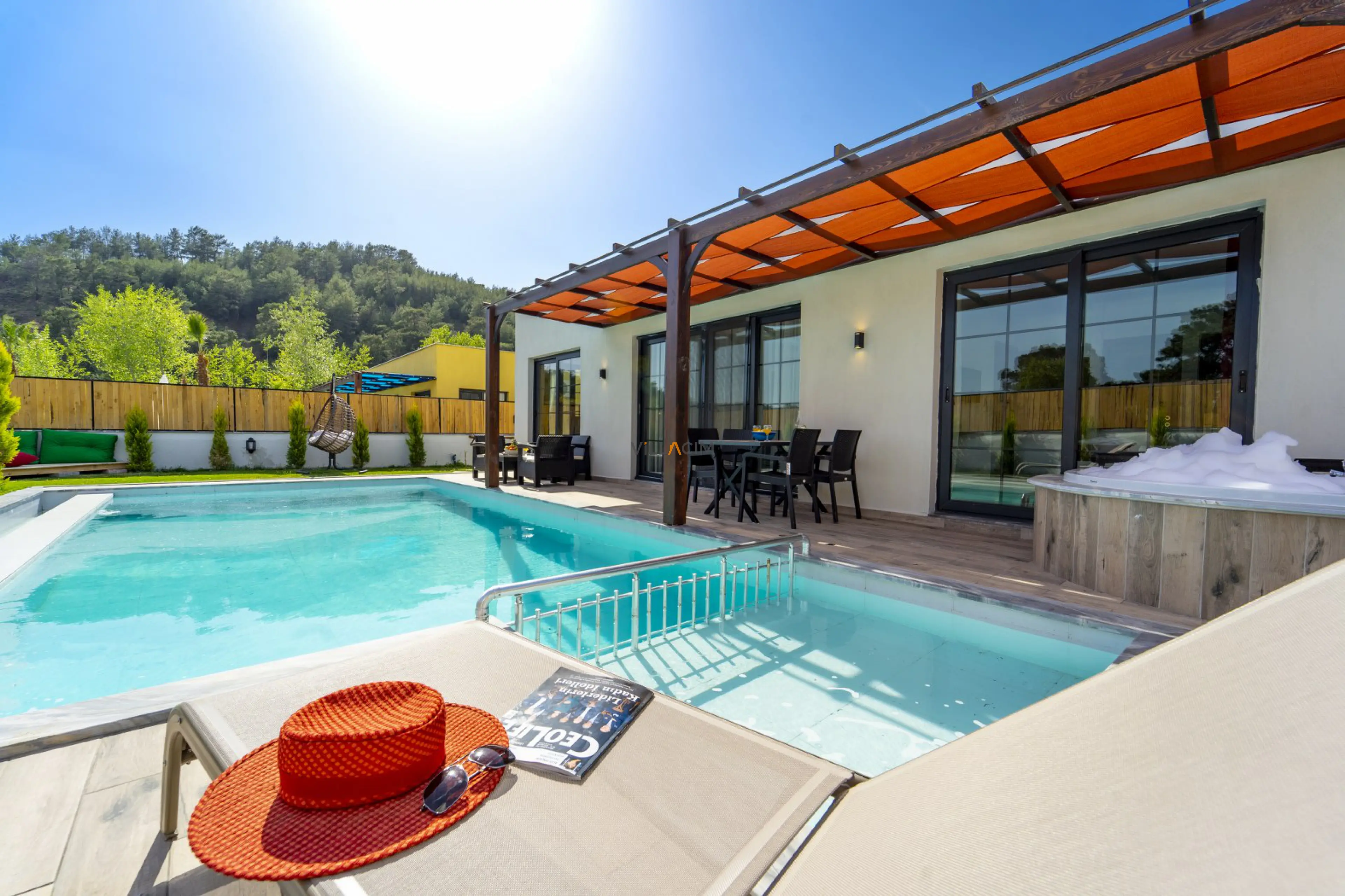 villa-araxa-1_1575x1050_964.jpg