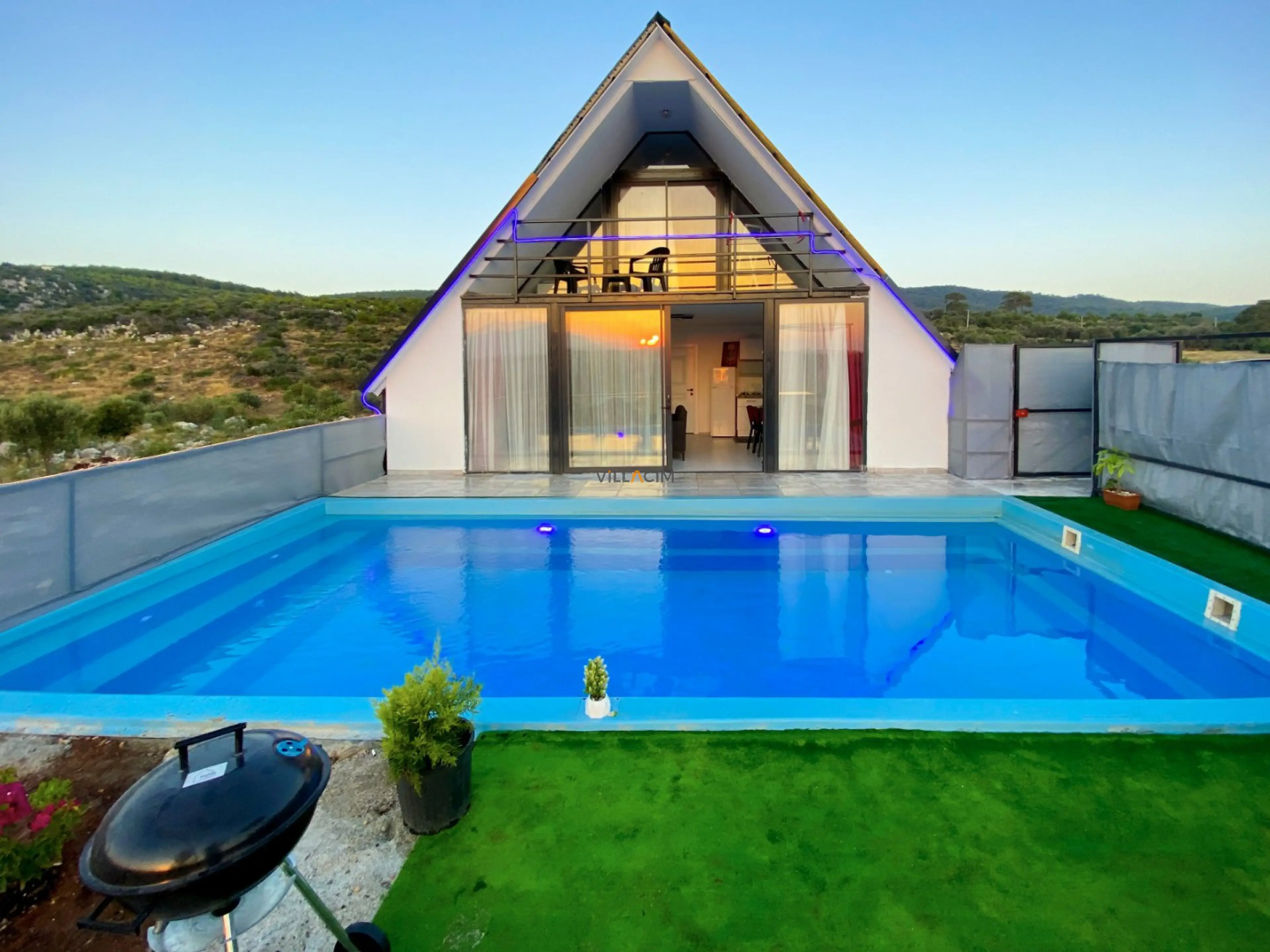 villa-baykal-kalkan-kiralik-jakuzili-villa-villaciniz-4_802_242.jpg