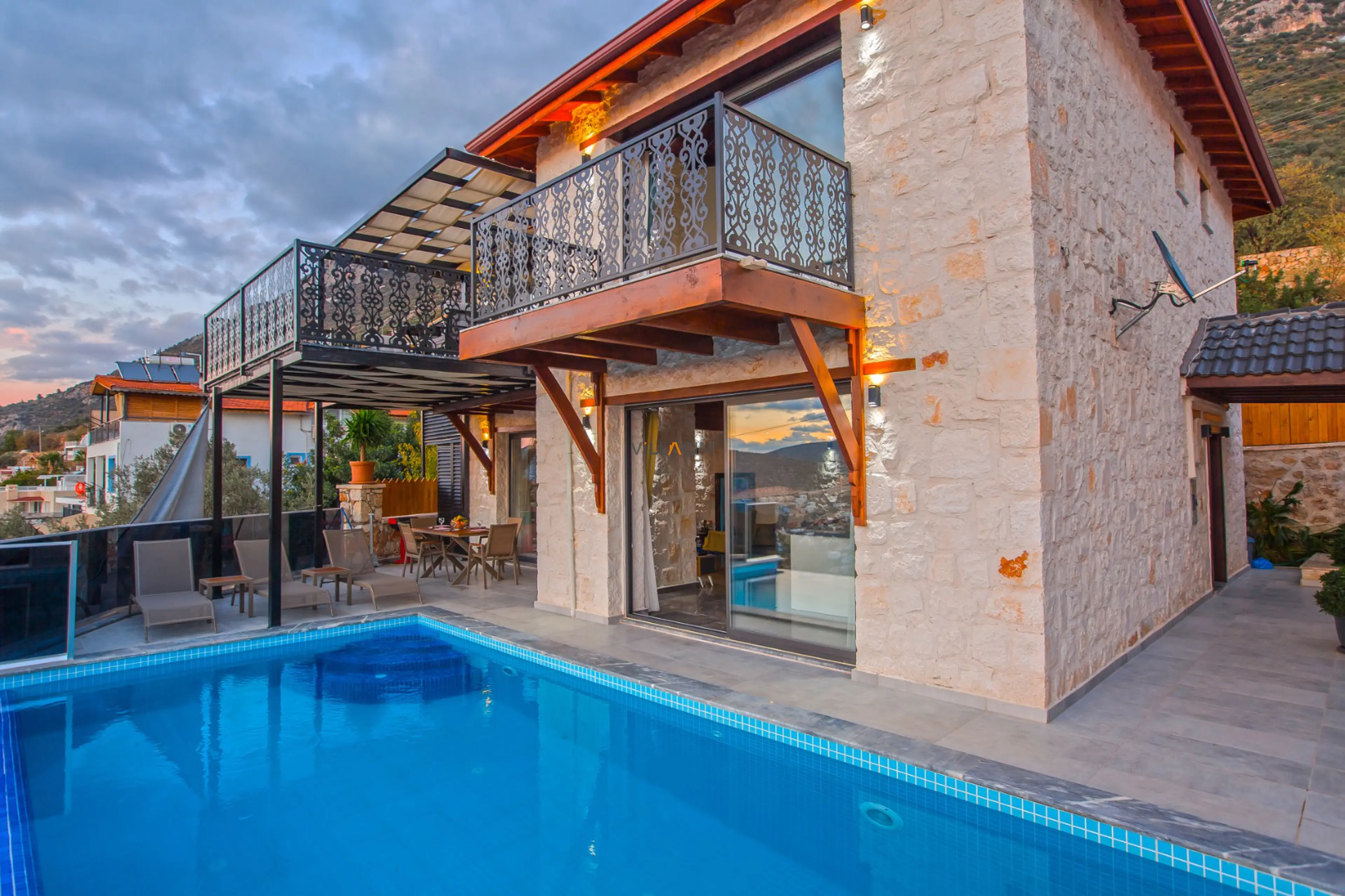 villa-blue-vista-49_480.jpg
