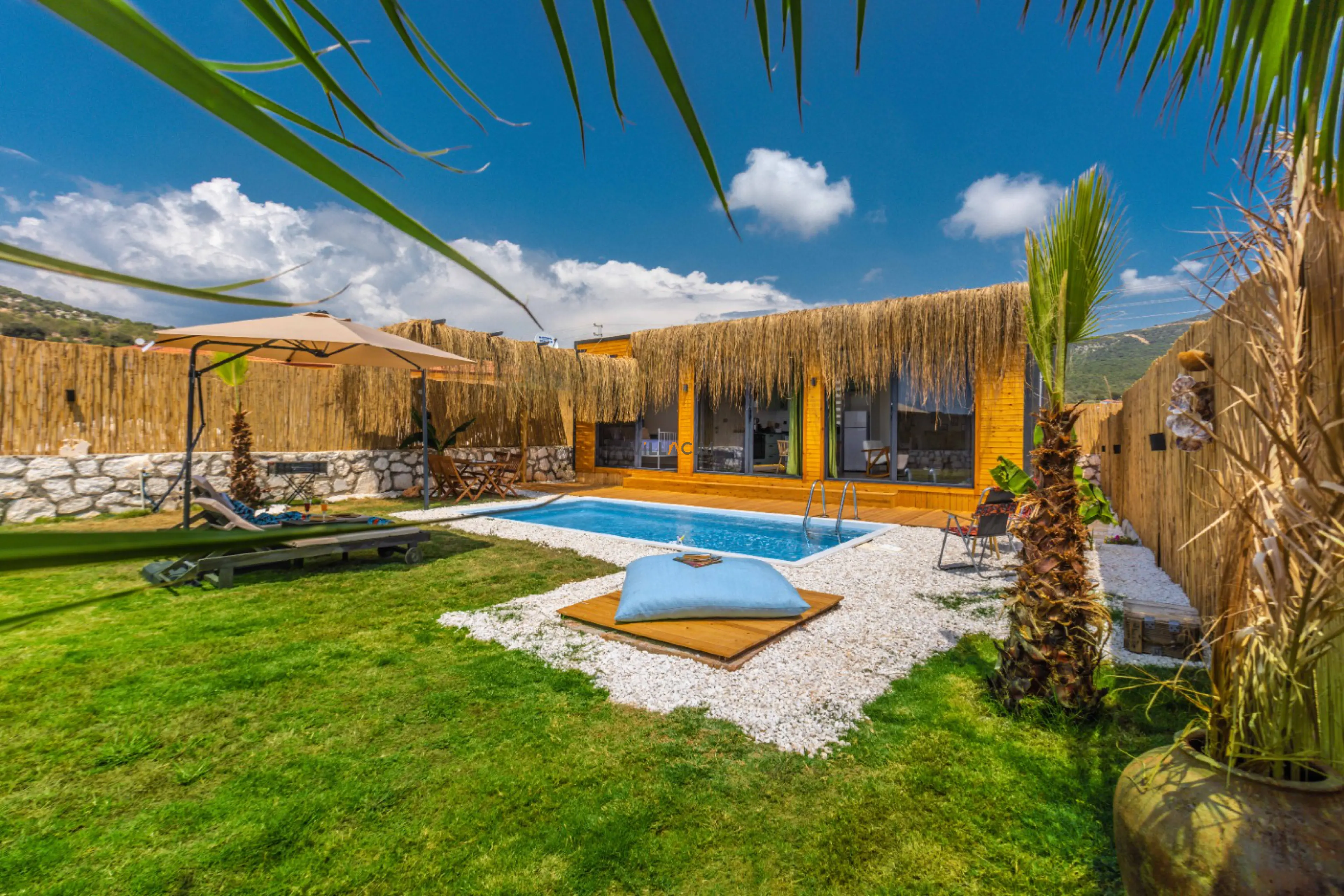 villa-casamia-3_750.jpg