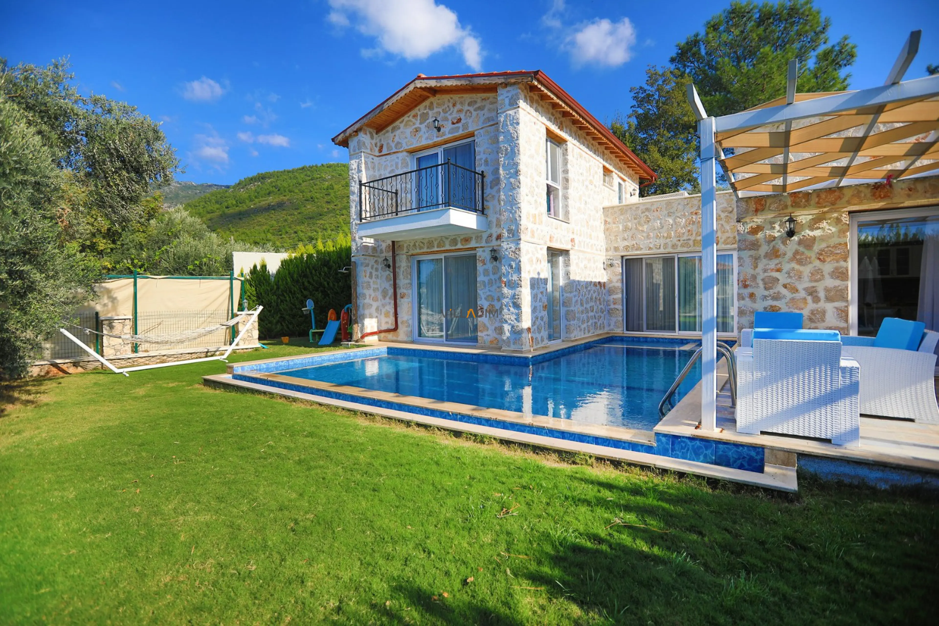 villa-emirhan-2-(1)_1920x1280_972.jpg