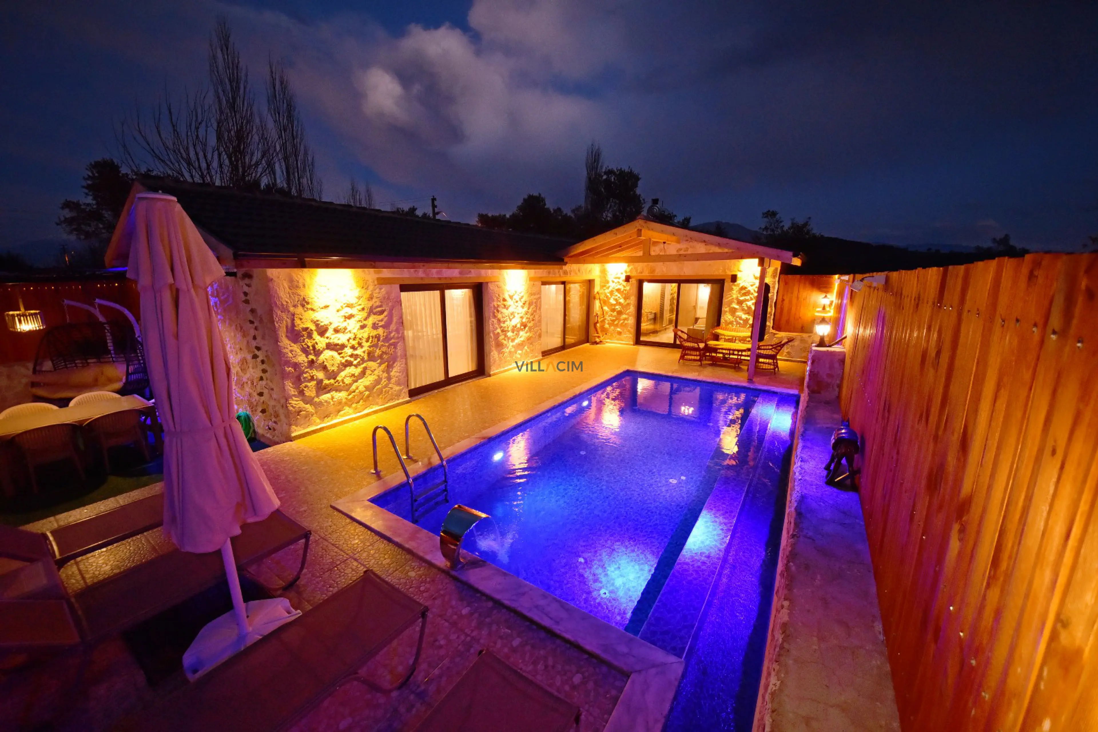 villa-esen12_780.jpg