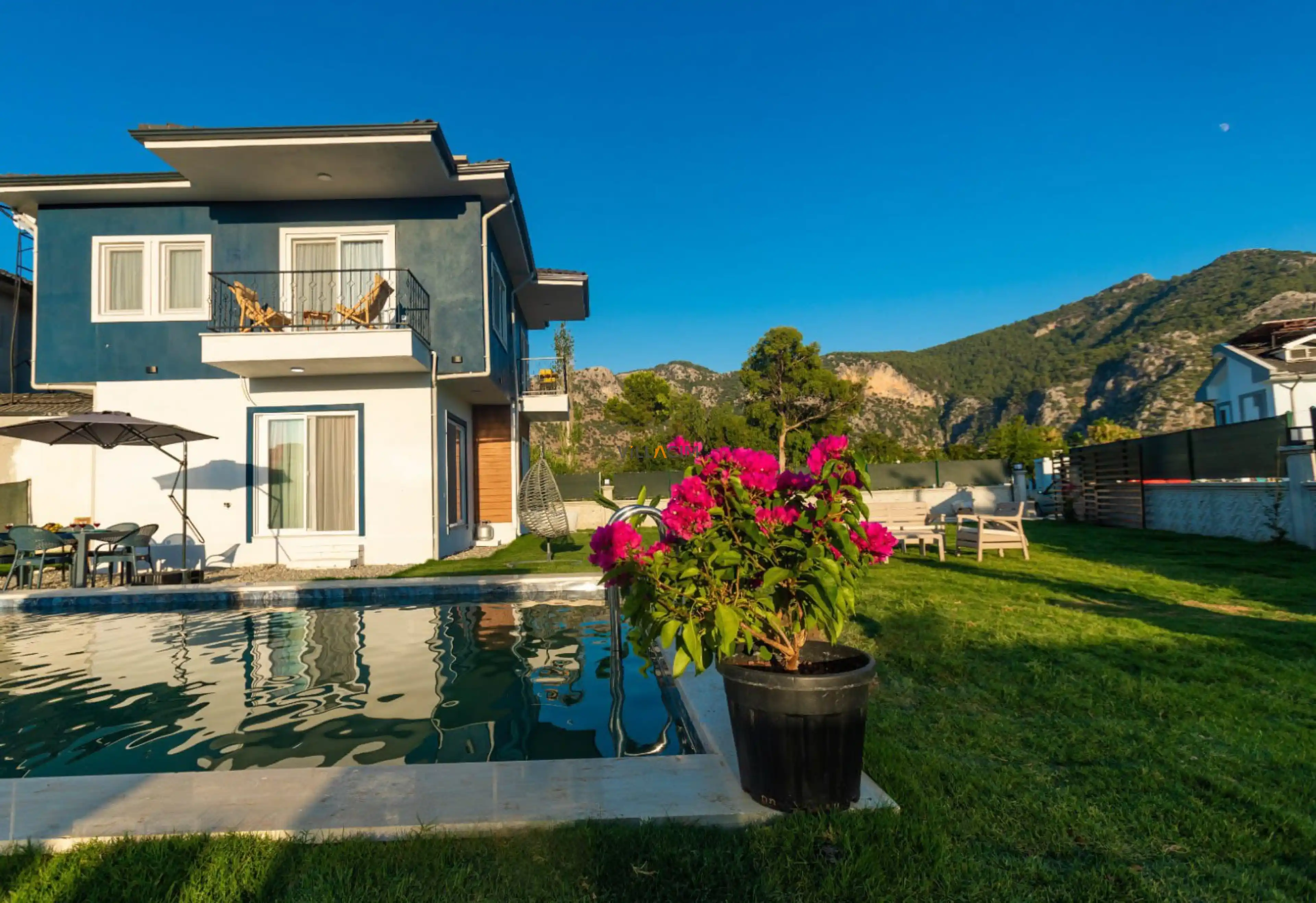 villa-frenk-11_726.jpeg